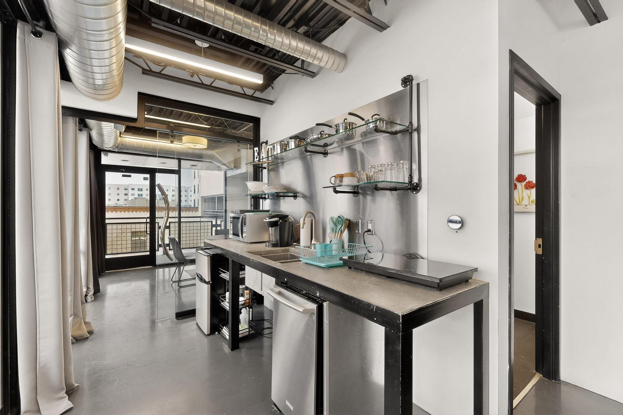 Photo 20 — 220 Copper Avenue NW # 350