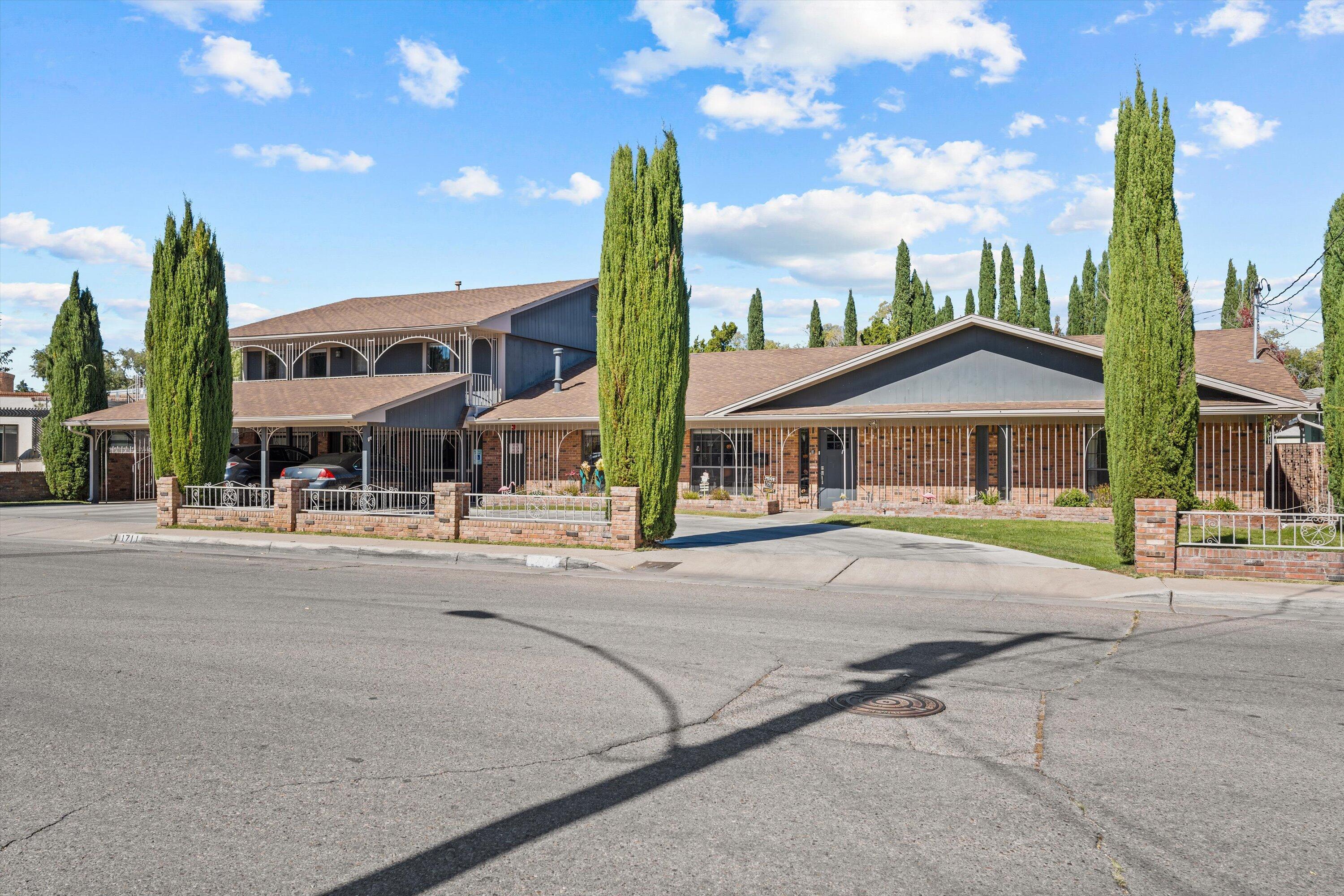 1711 Park Avenue SW, Albuquerque, NM 87104