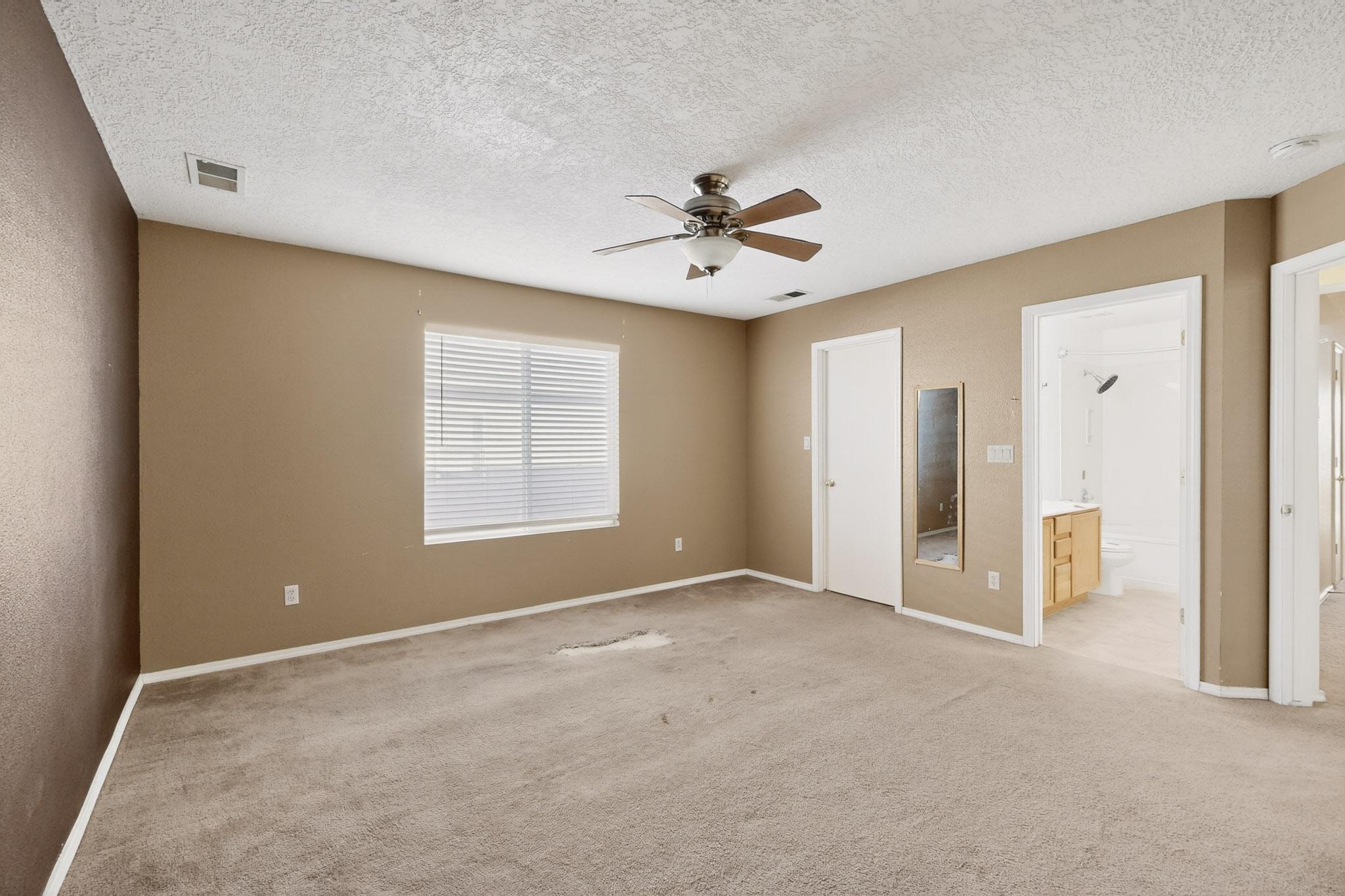 Photo 4 — 8931 Dakota Ridge Road SW