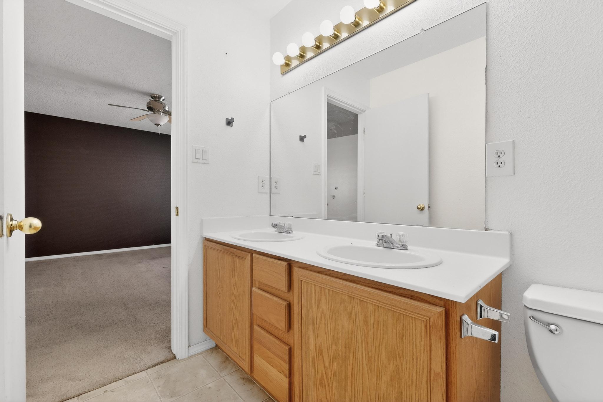 Photo 11 — 8931 Dakota Ridge Road SW