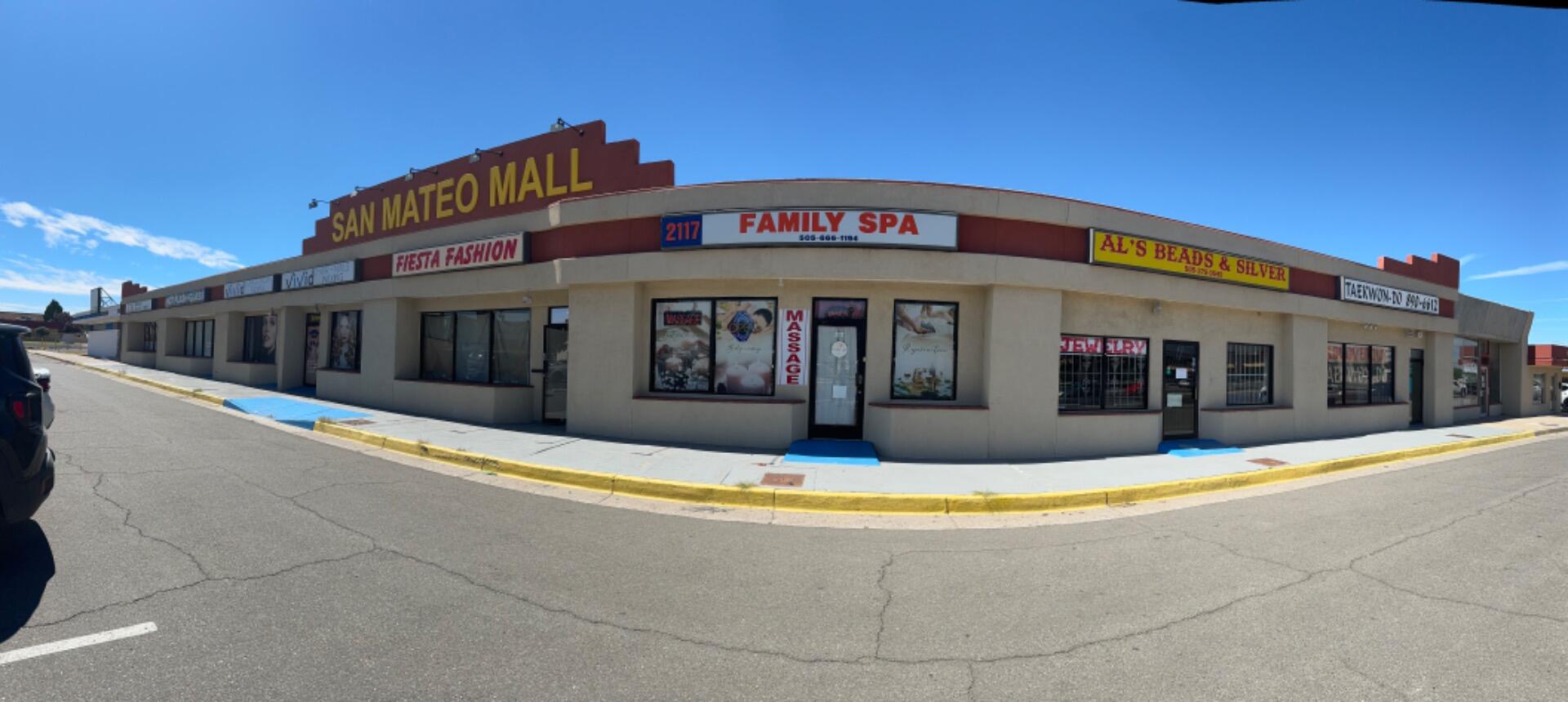 Photo 7 — 2111 San Mateo Boulevard NE