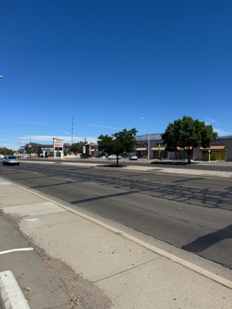 Photo 2 — 2111 San Mateo Boulevard NE