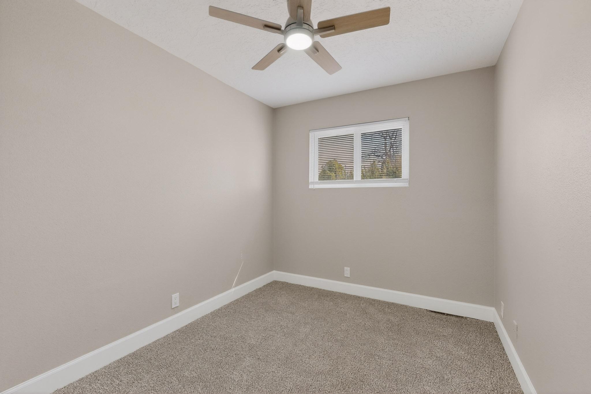 Photo 20 — 2917 Espanola Street NE