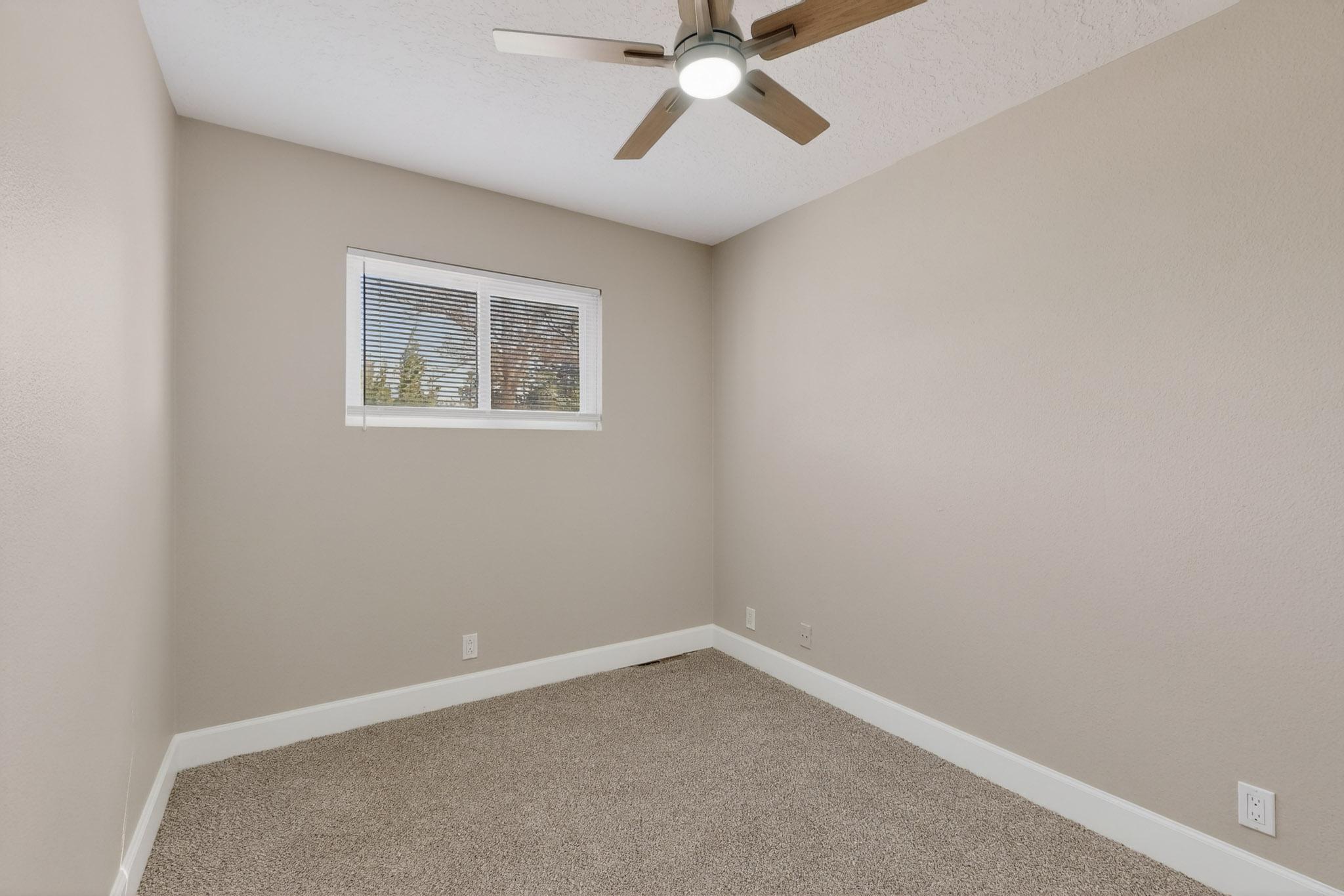 Photo 19 — 2917 Espanola Street NE