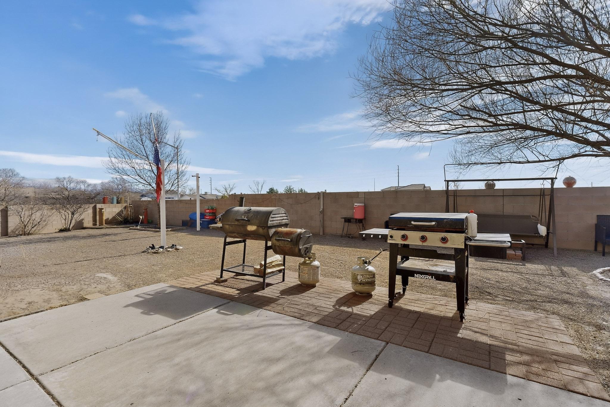 Photo 12 — 103 Oakwood Court SW