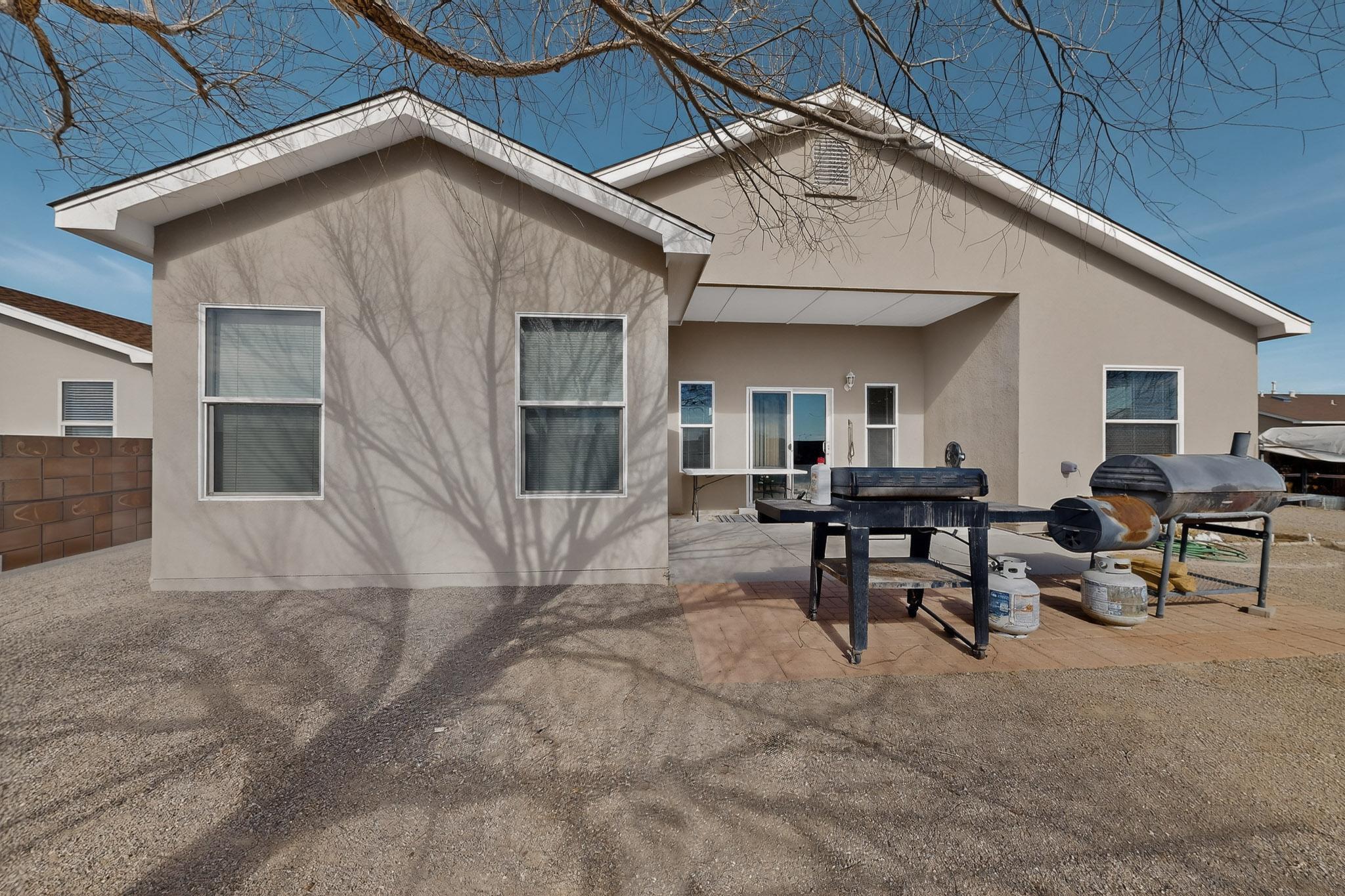 Photo 10 — 103 Oakwood Court SW