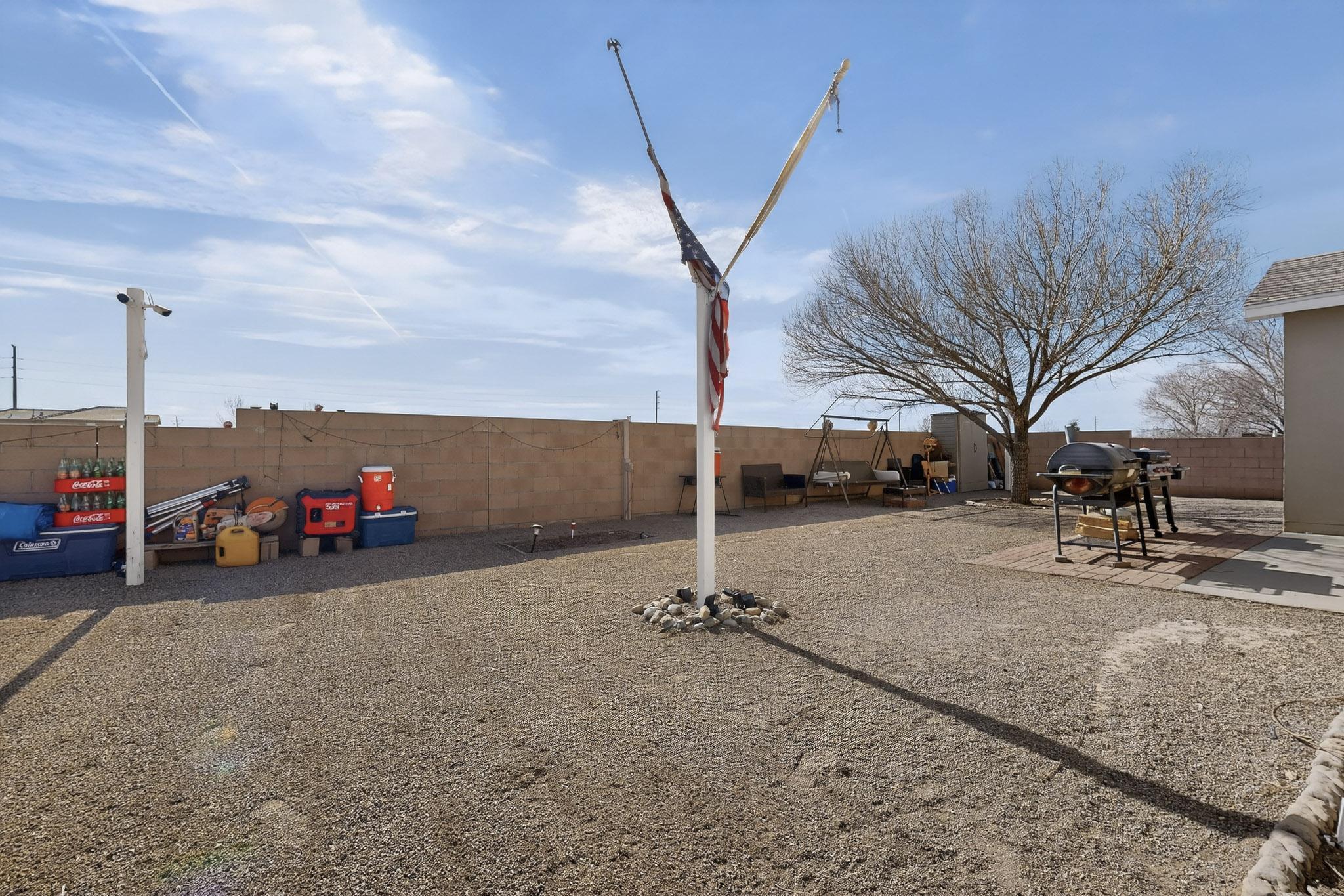 Photo 5 — 103 Oakwood Court SW