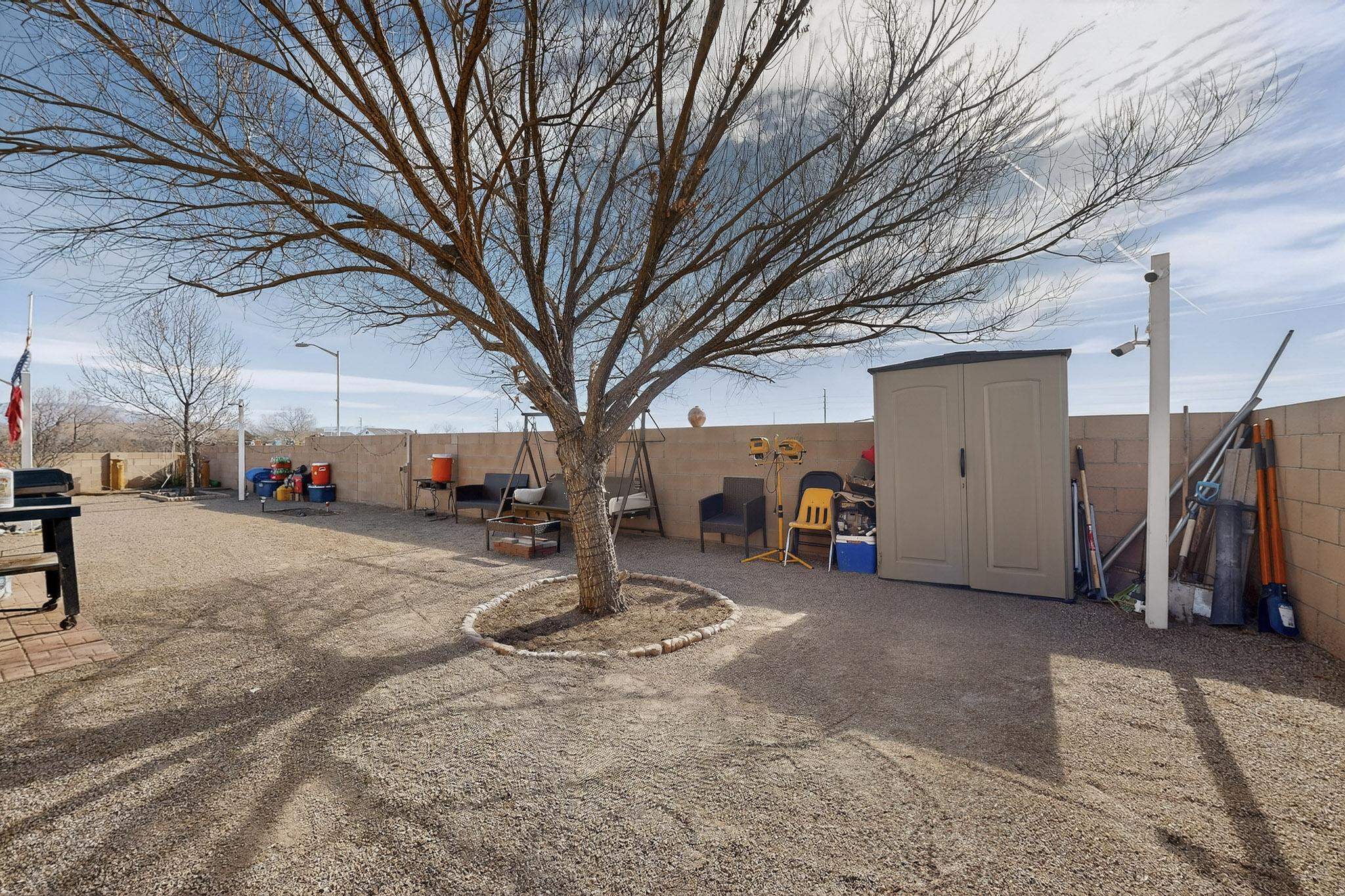 Photo 4 — 103 Oakwood Court SW