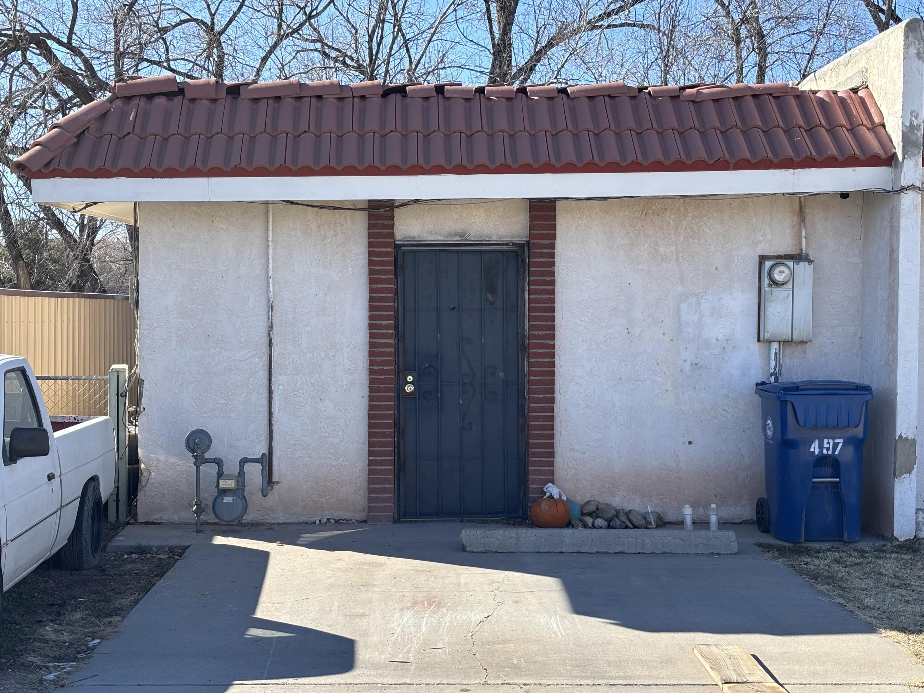 Photo 2 — 497 GERALD CHAVEZ Lane NE