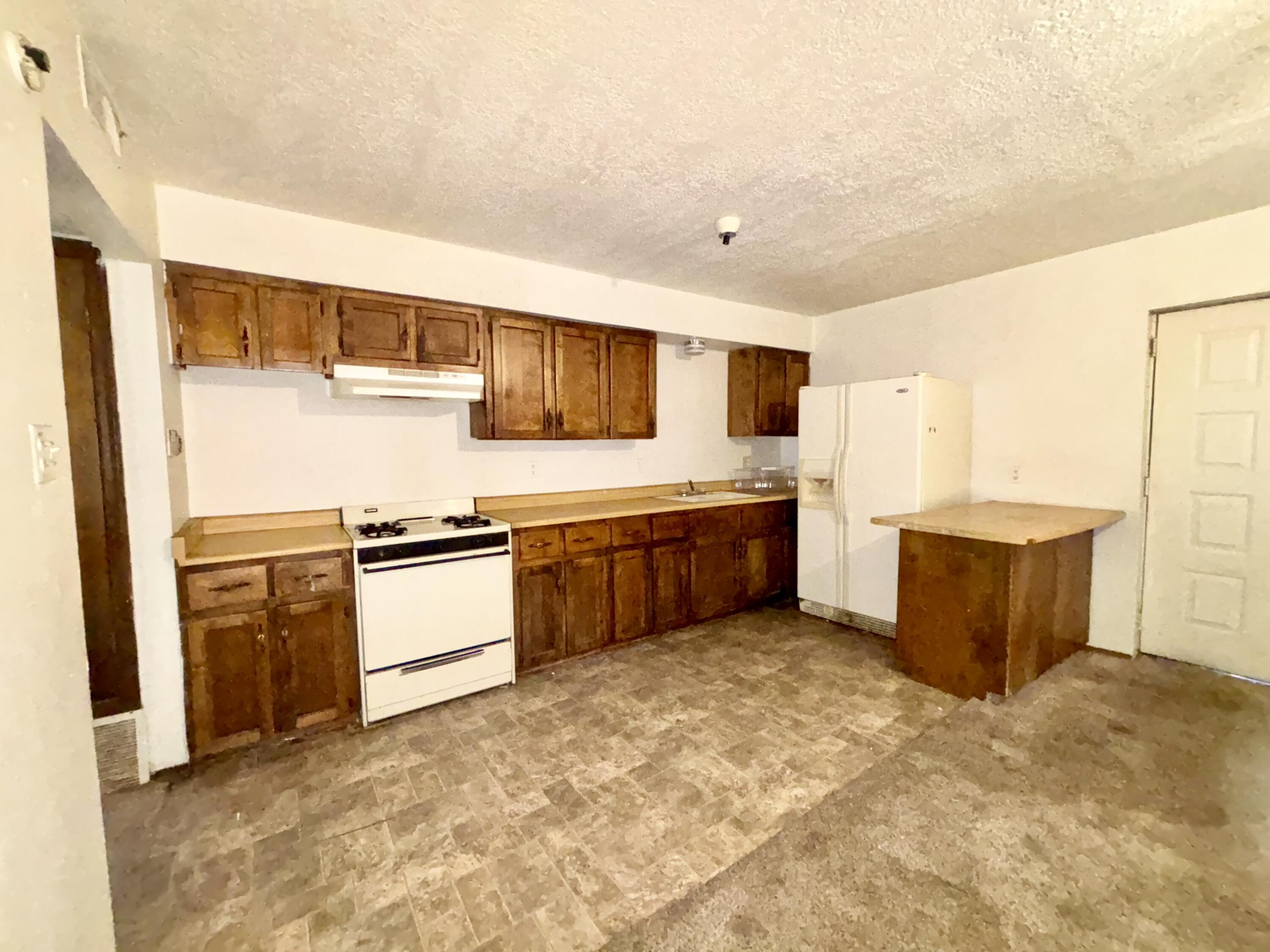 Photo 7 — 497 GERALD CHAVEZ Lane NE