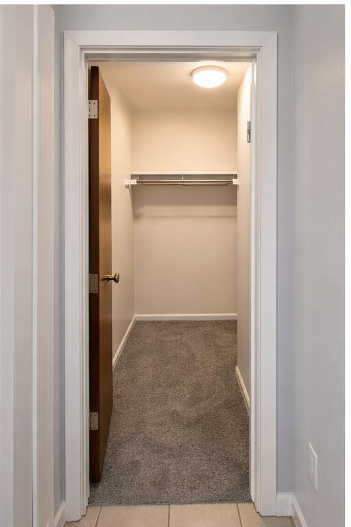 Photo 2 — 4017 Thaxton Avenue SE