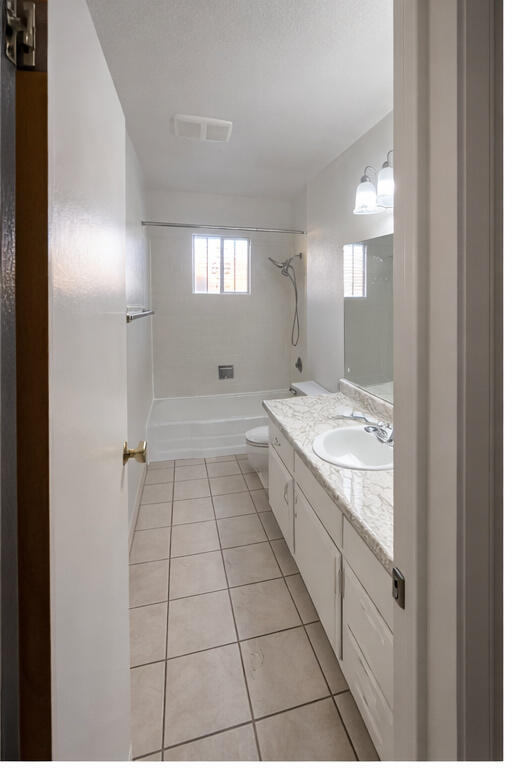 Photo 4 — 4017 Thaxton Avenue SE