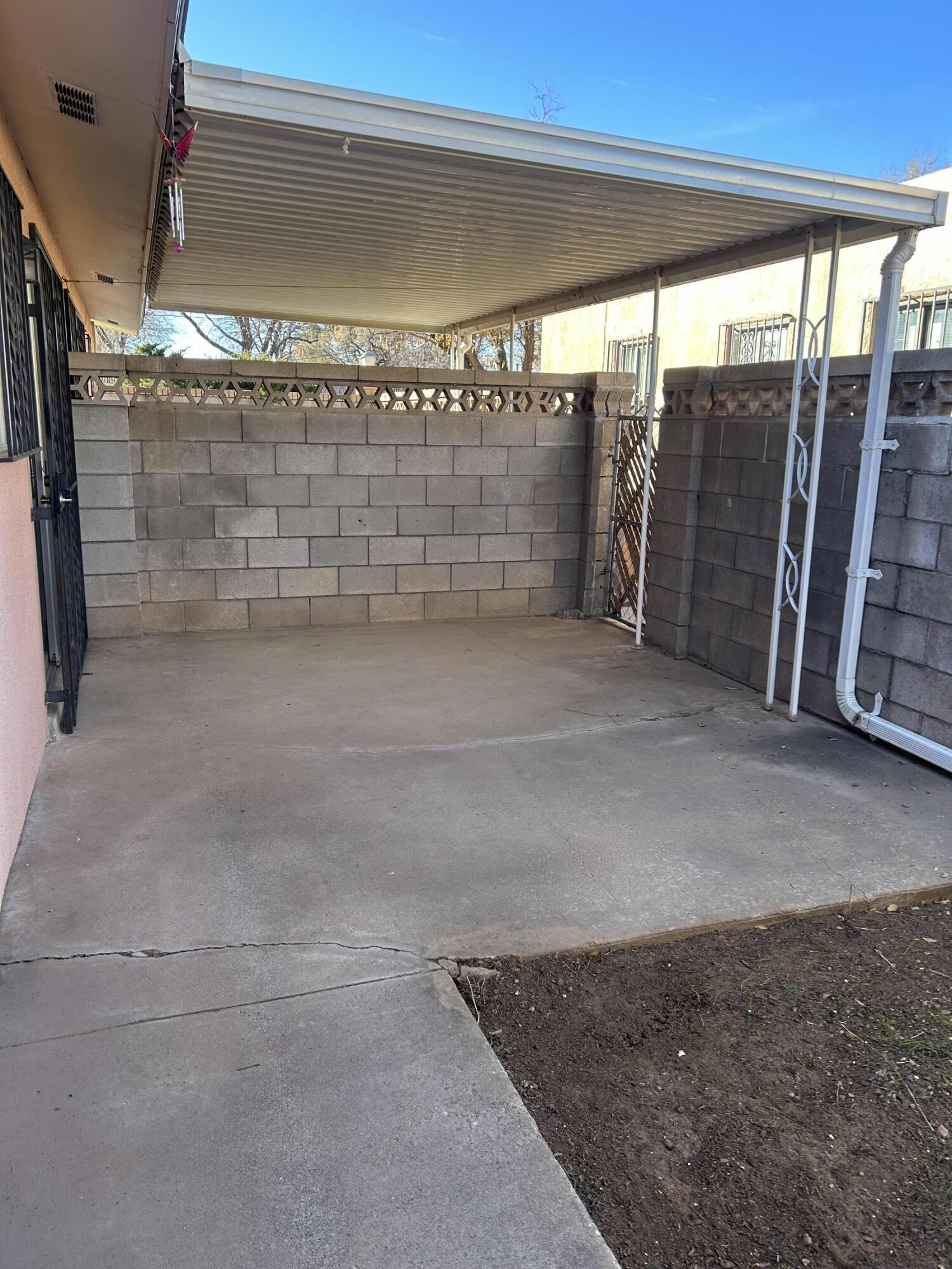 Photo 7 — 4017 Thaxton Avenue SE