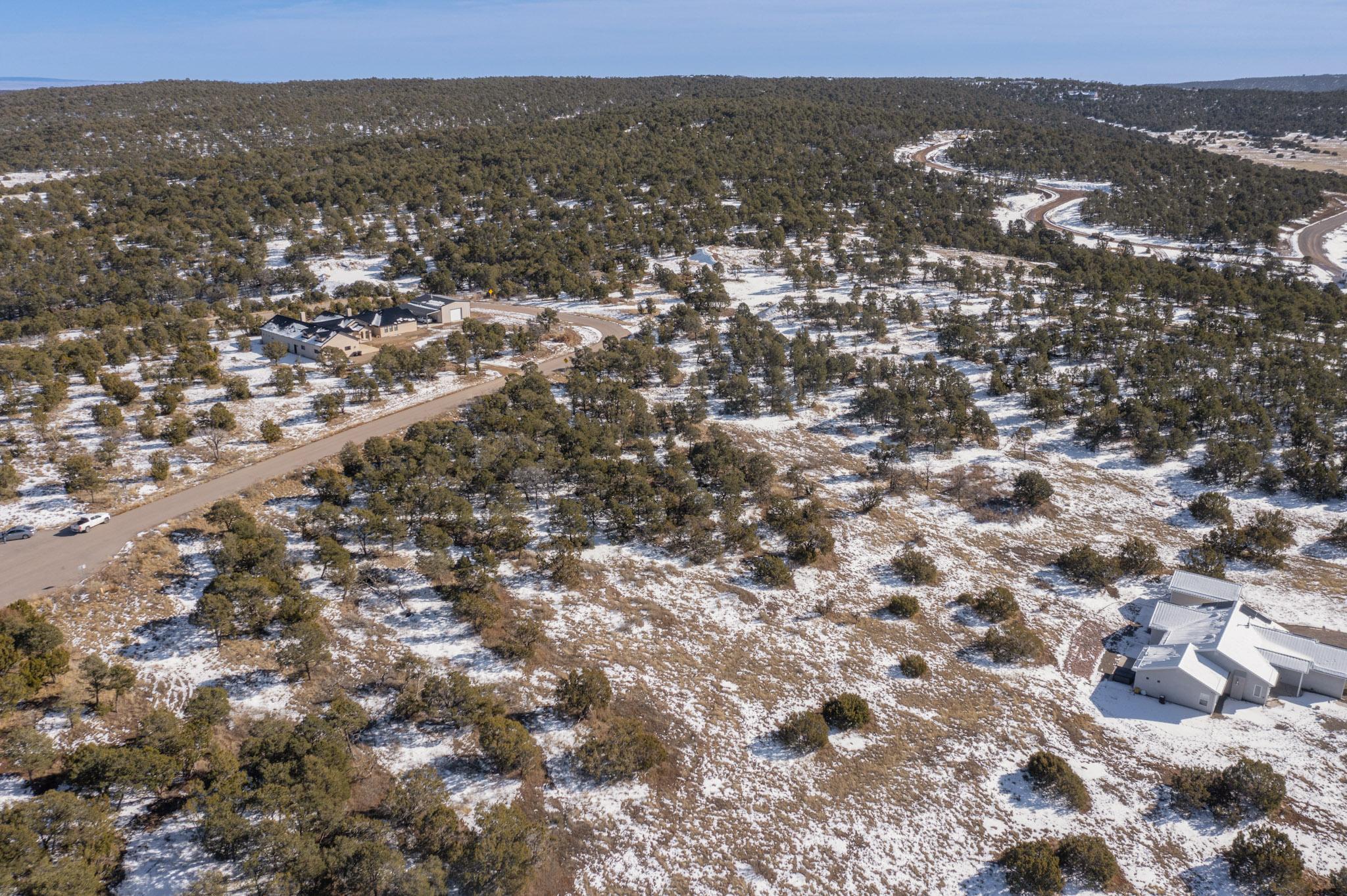 Photo 10 — 15 Majestic Loop
