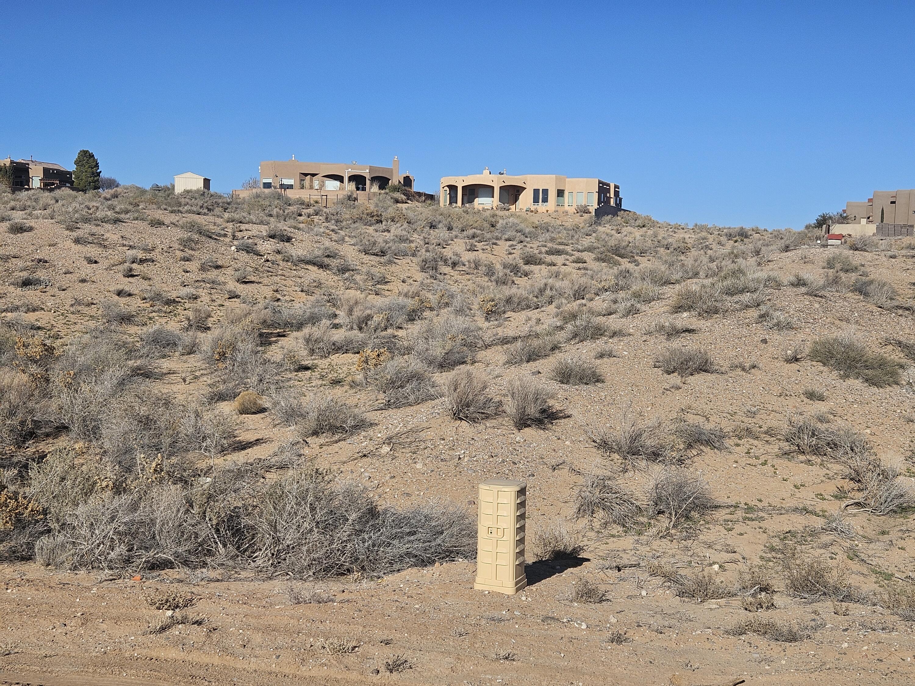 Photo 4 — 6605 Milpa Alta Road NE