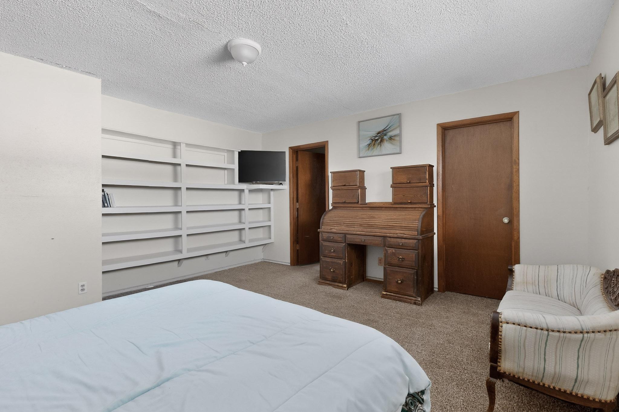 Photo 20 — 724 Elko Avenue