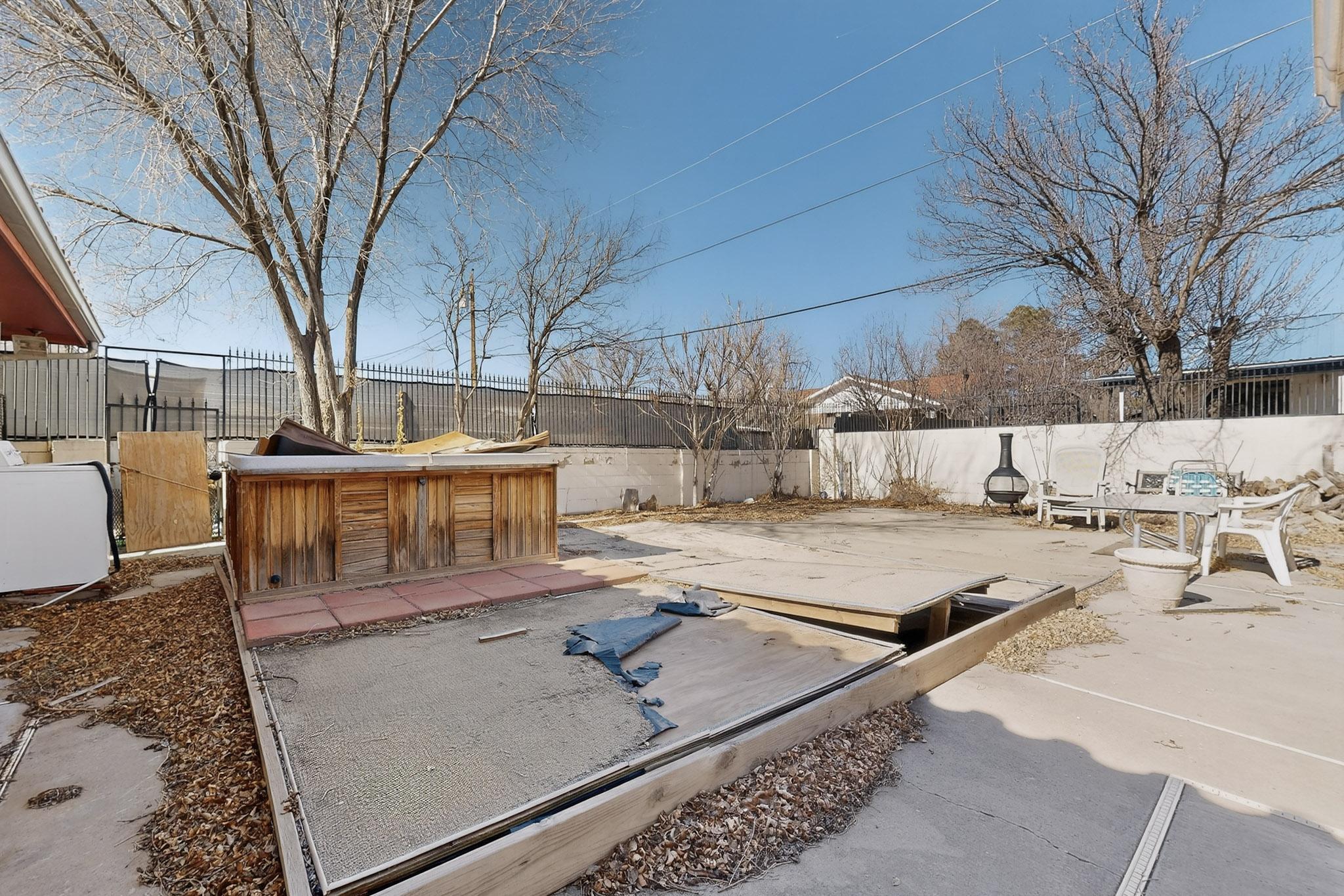 Photo 10 — 724 Elko Avenue