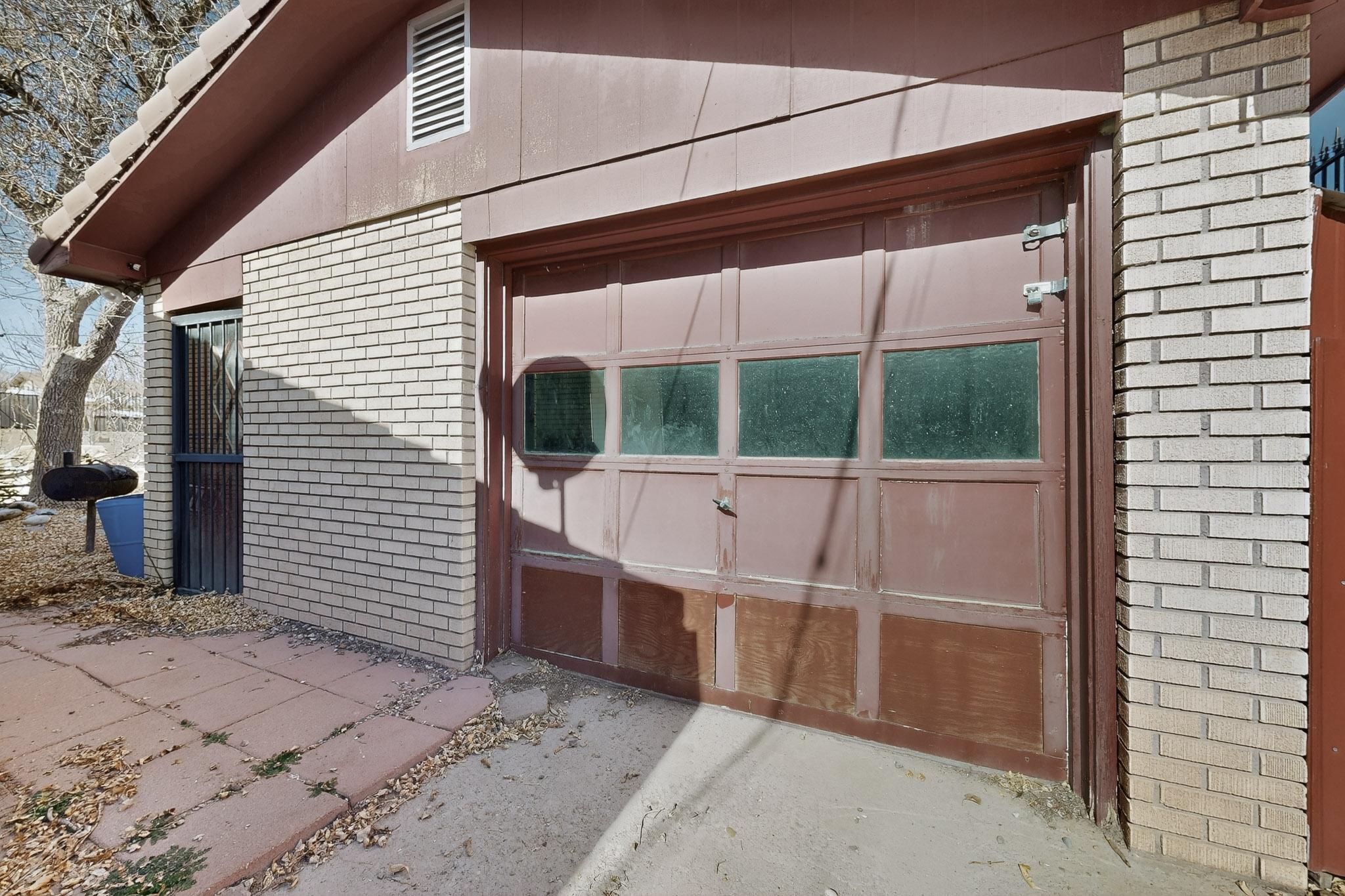 Photo 8 — 724 Elko Avenue