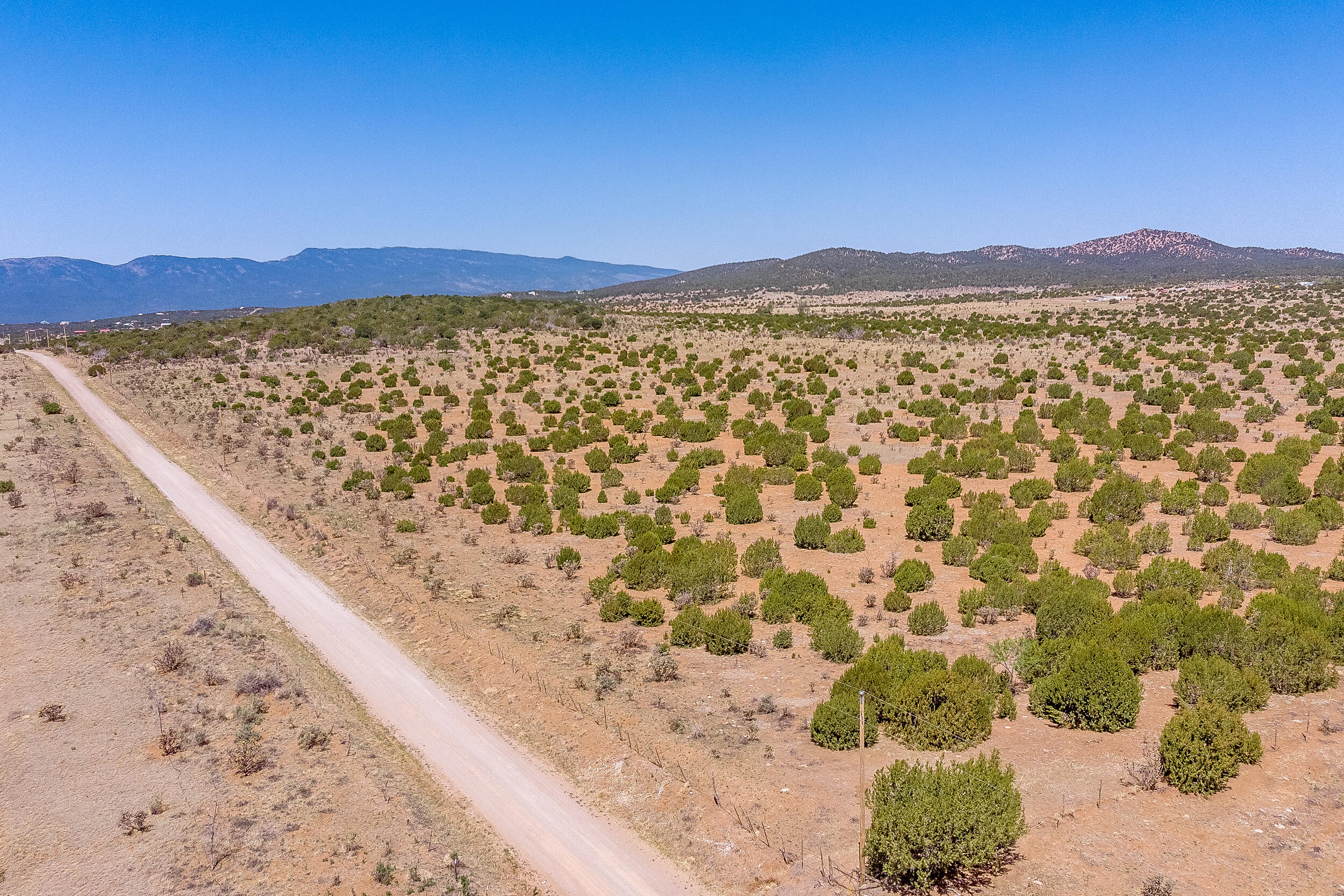 Photo 7 —  E 1/2 NW 1/4 Rd Entranosa Road
