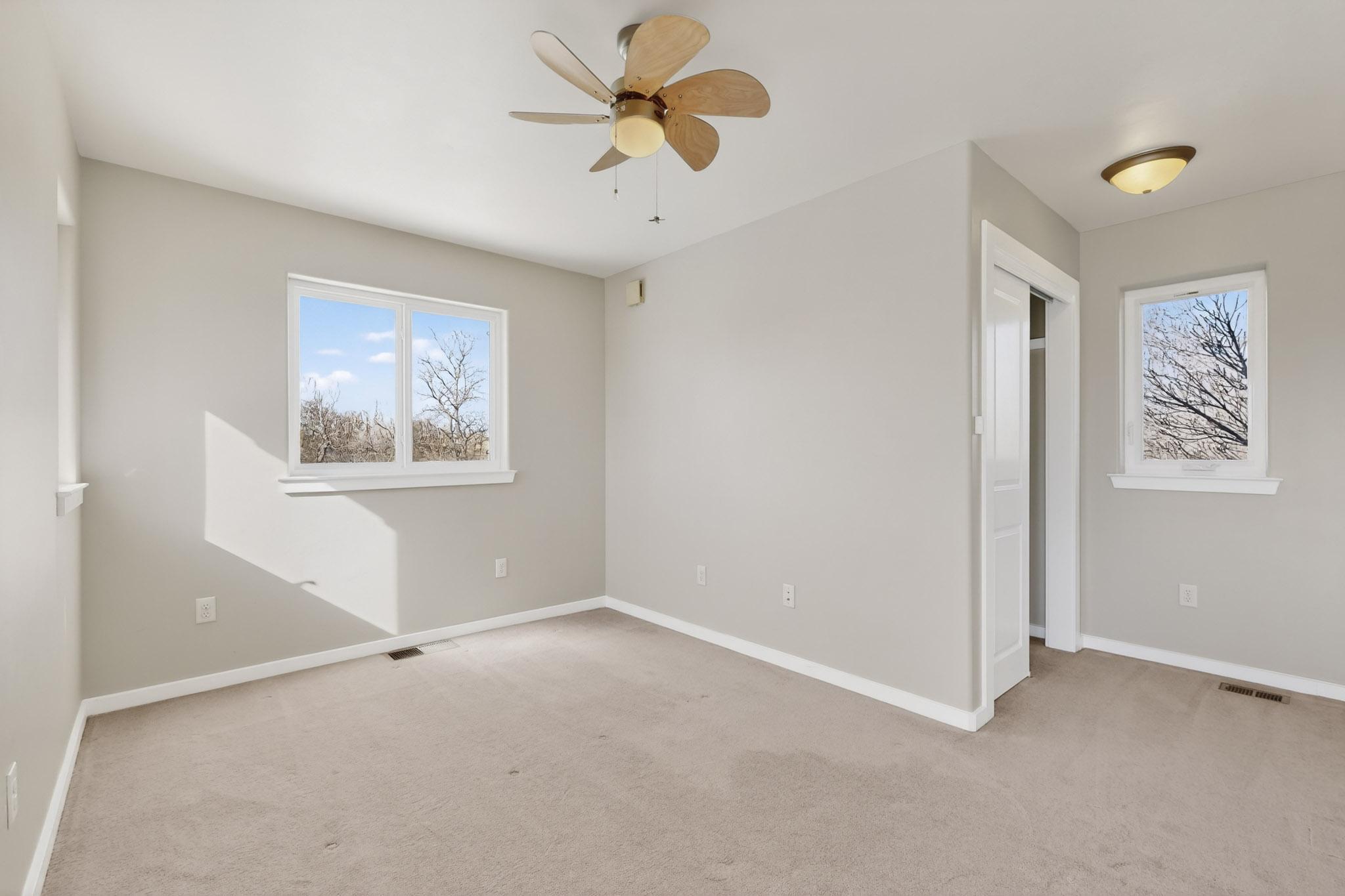 Photo 17 — 3325 Wilway Avenue NE