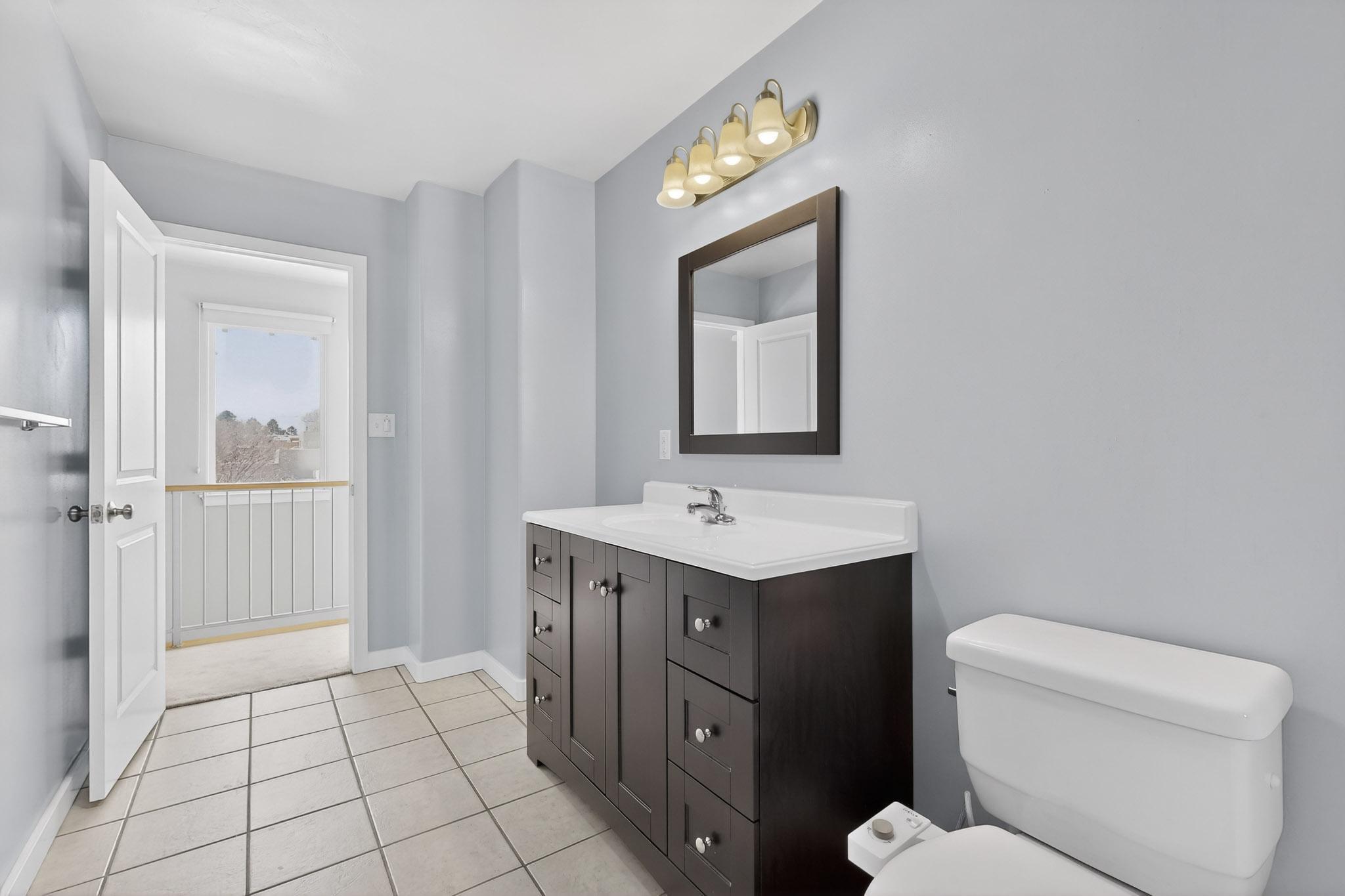 Photo 13 — 3325 Wilway Avenue NE