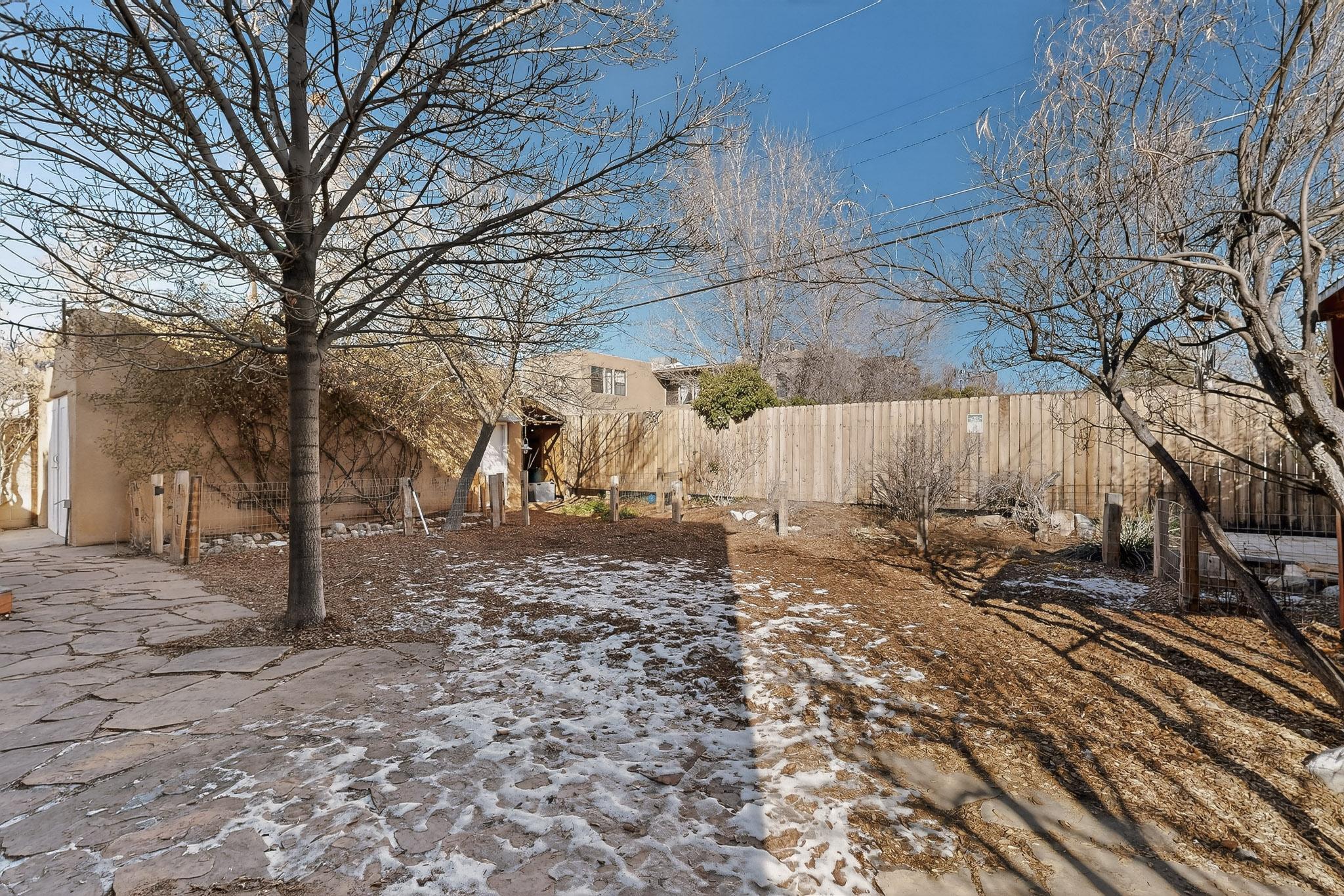 Photo 7 — 3325 Wilway Avenue NE