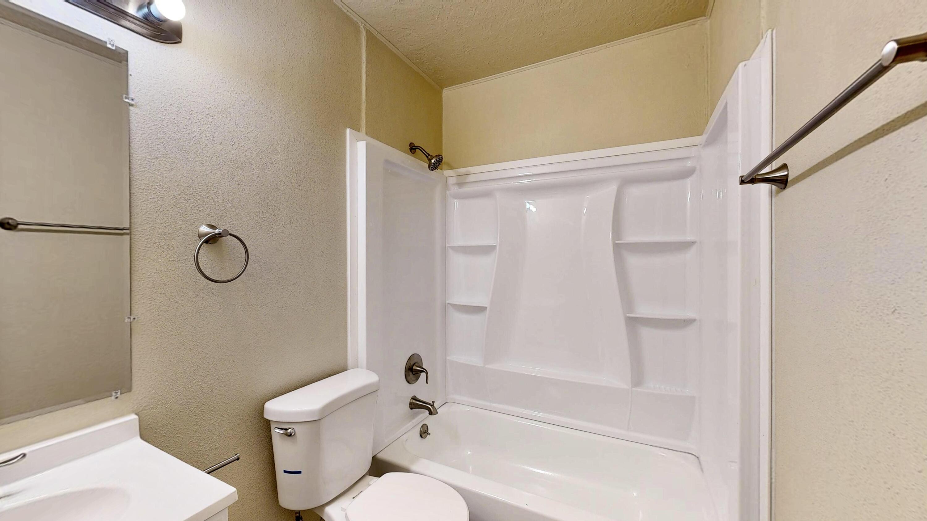 Photo 4 — 1427 Vito Romero Road SW