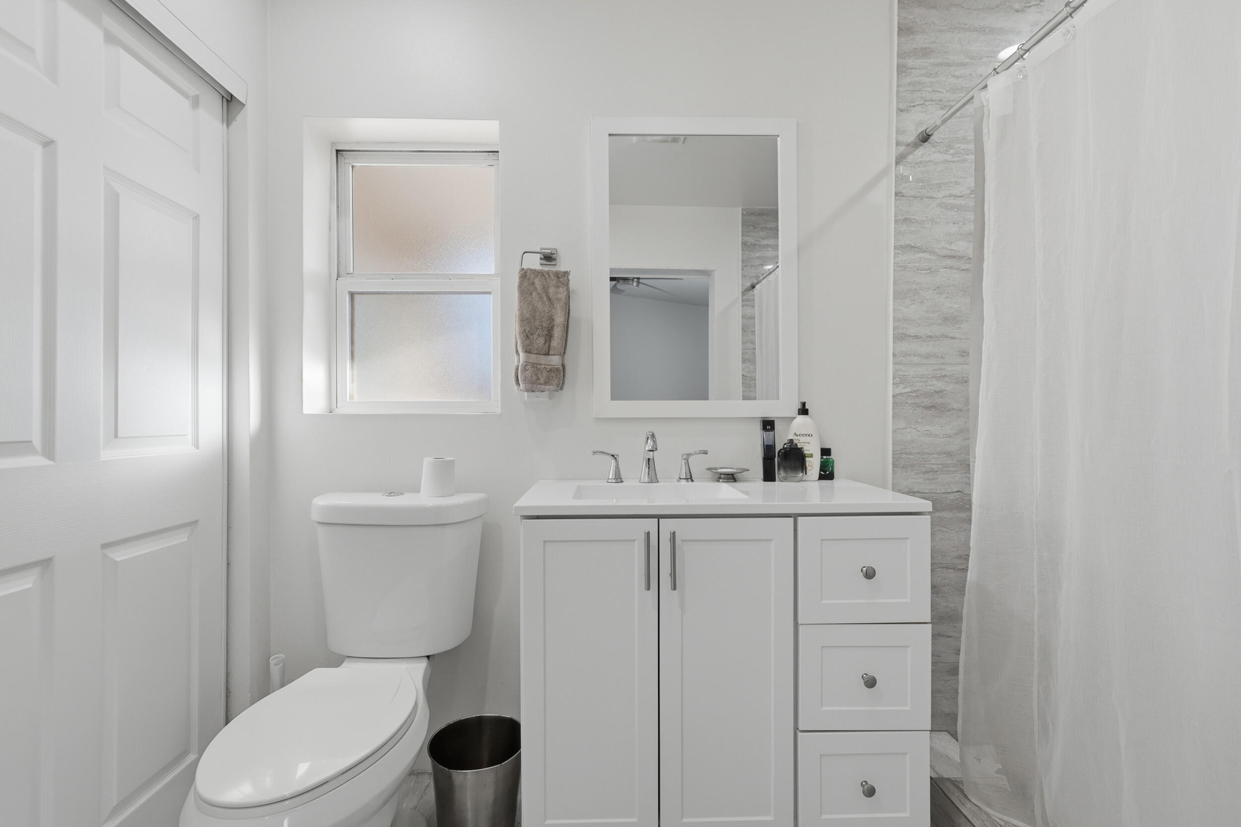 Photo 13 — 2524 Mares Road SW