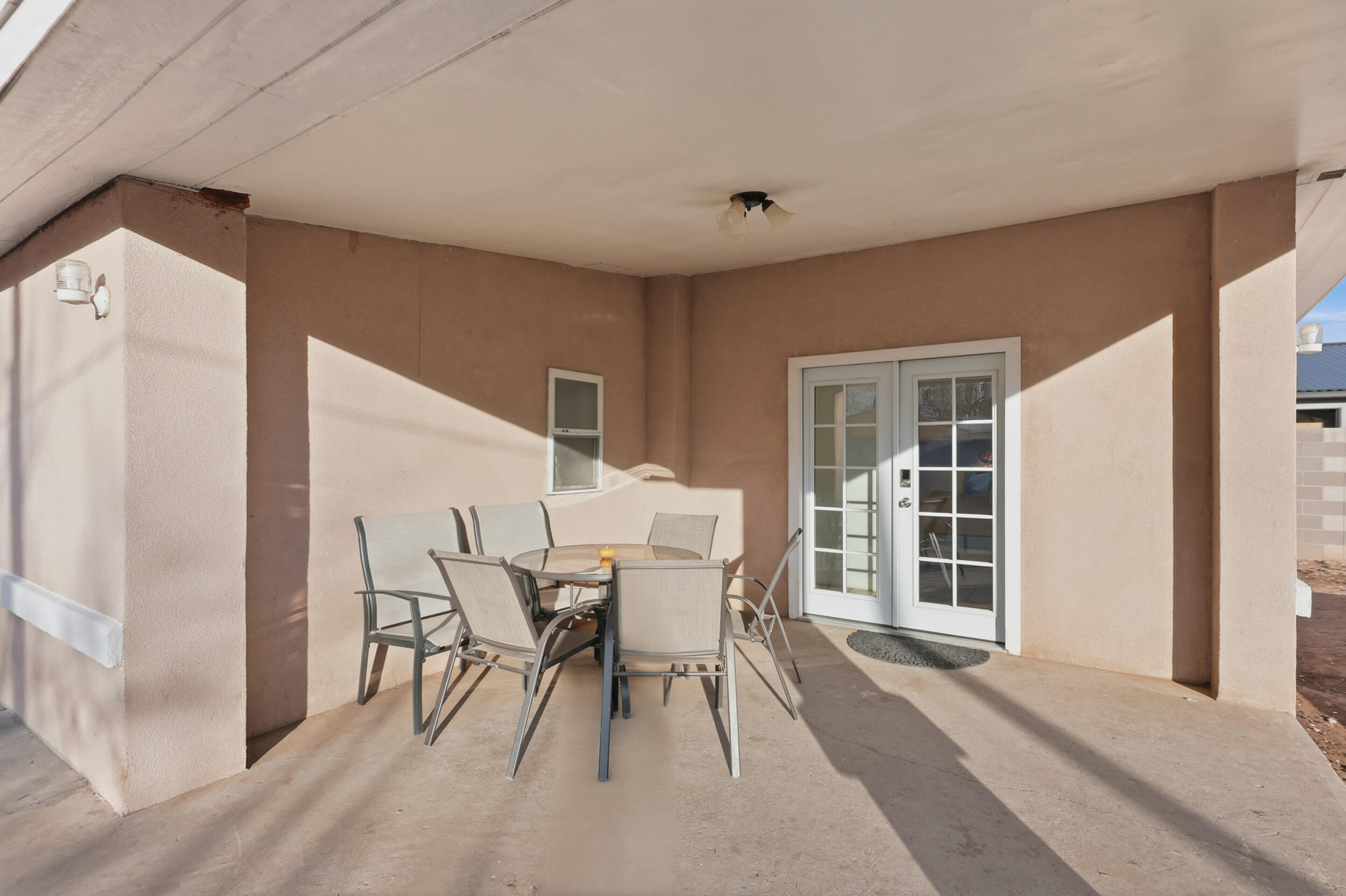 Photo 4 — 2524 Mares Road SW