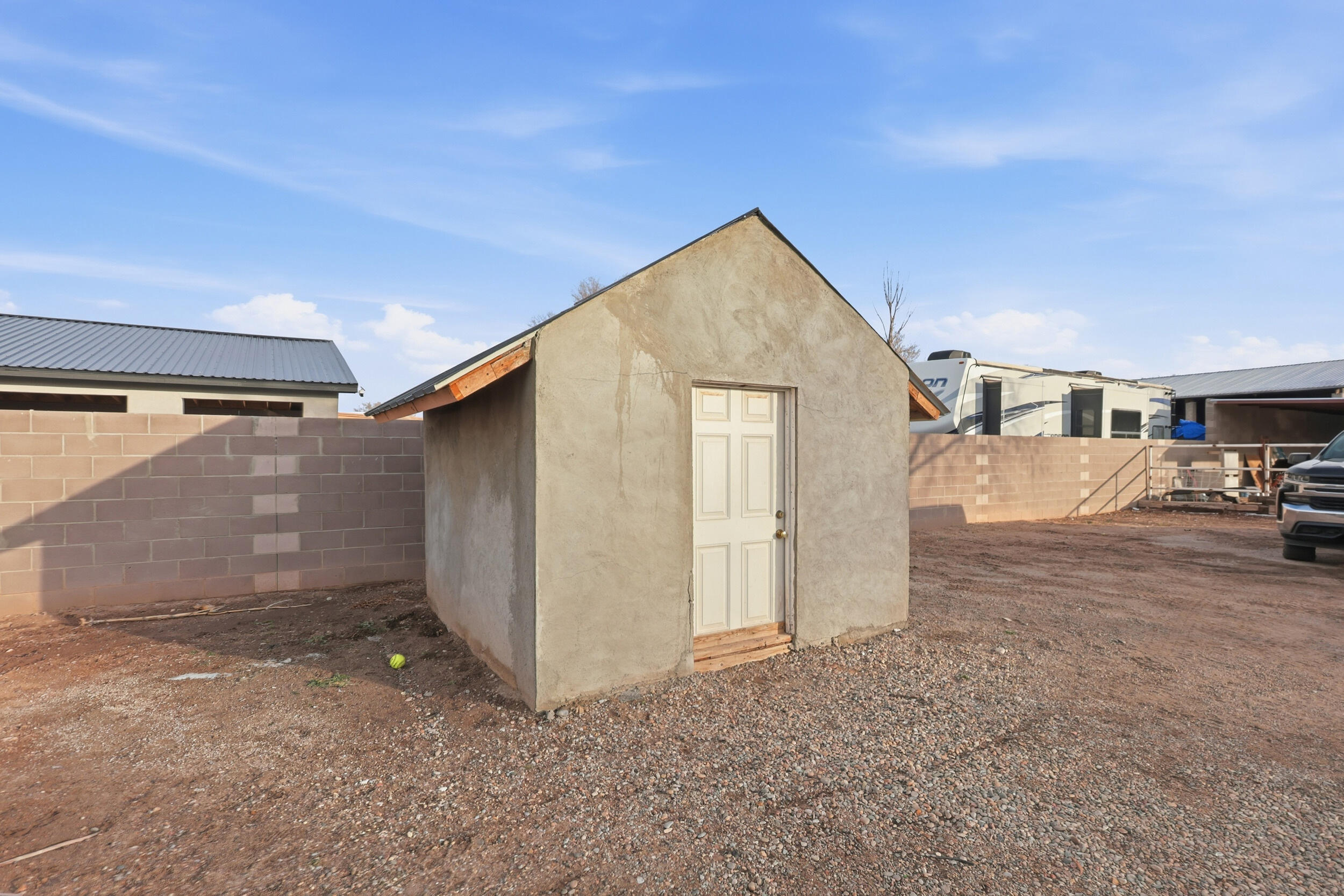 Photo 6 — 2524 Mares Road SW