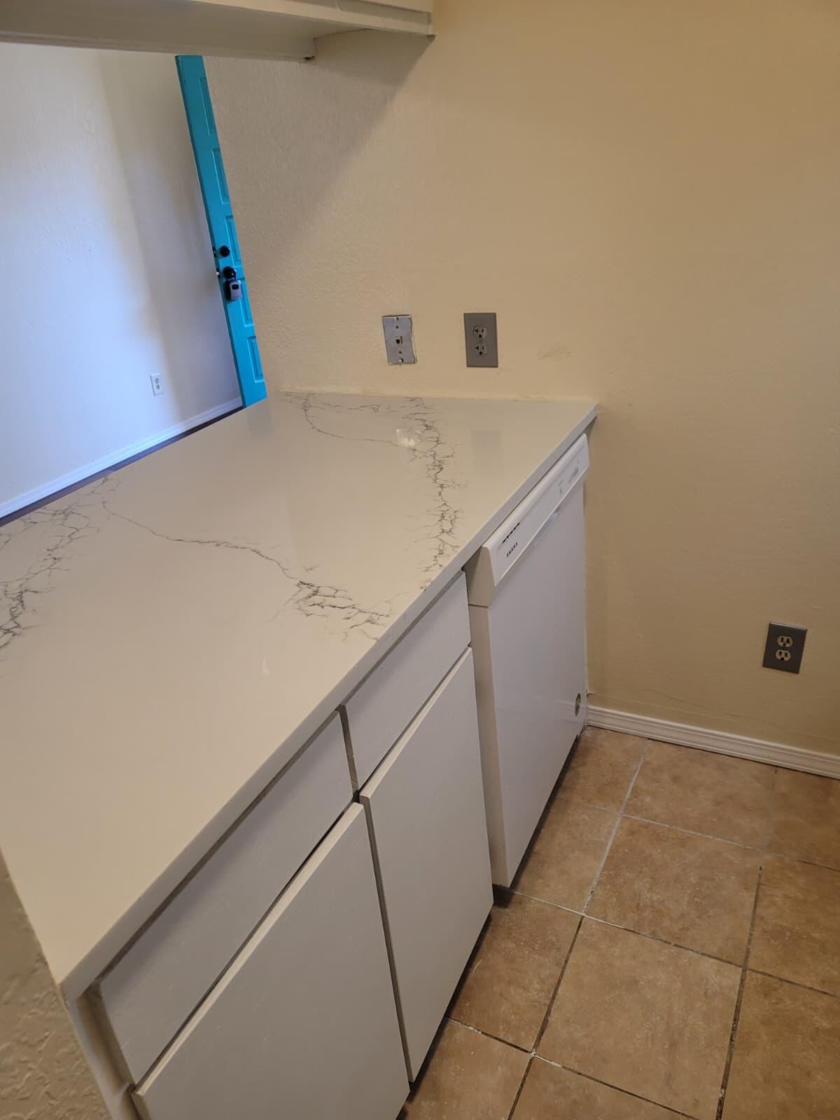 Photo 13 — 1025 Valencia Drive SE APT 25