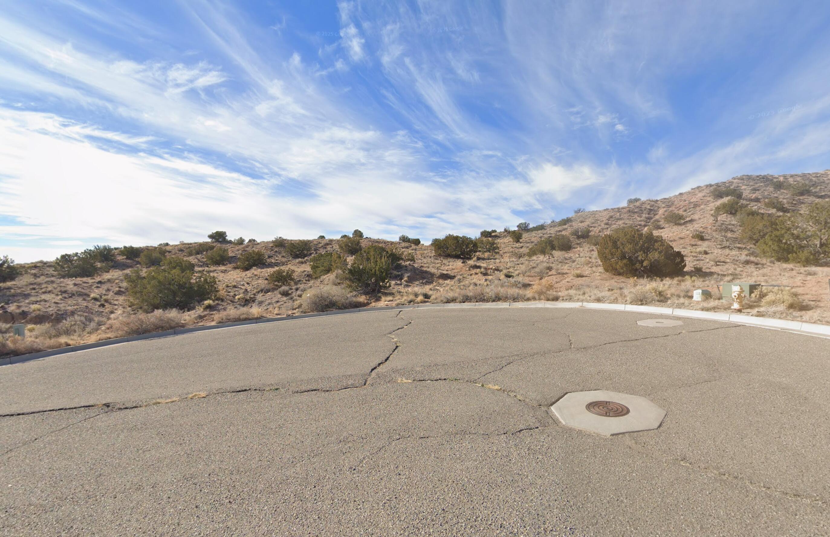 Photo 16 — 2309 DESERT MARIGOLD Road NE