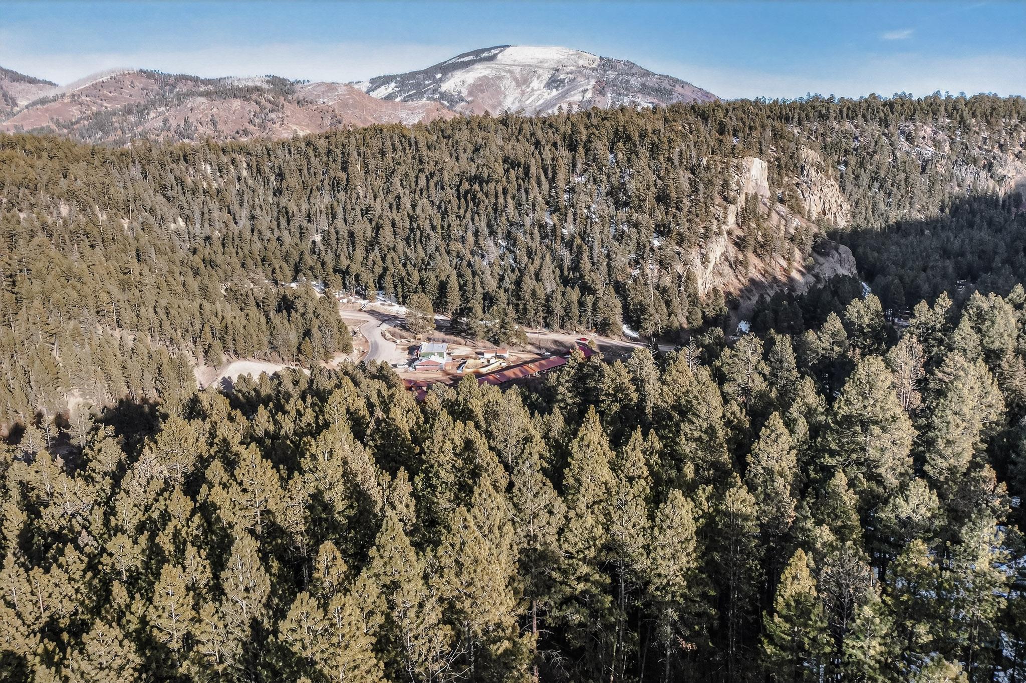 Photo 5 — 455 Obsidian Road