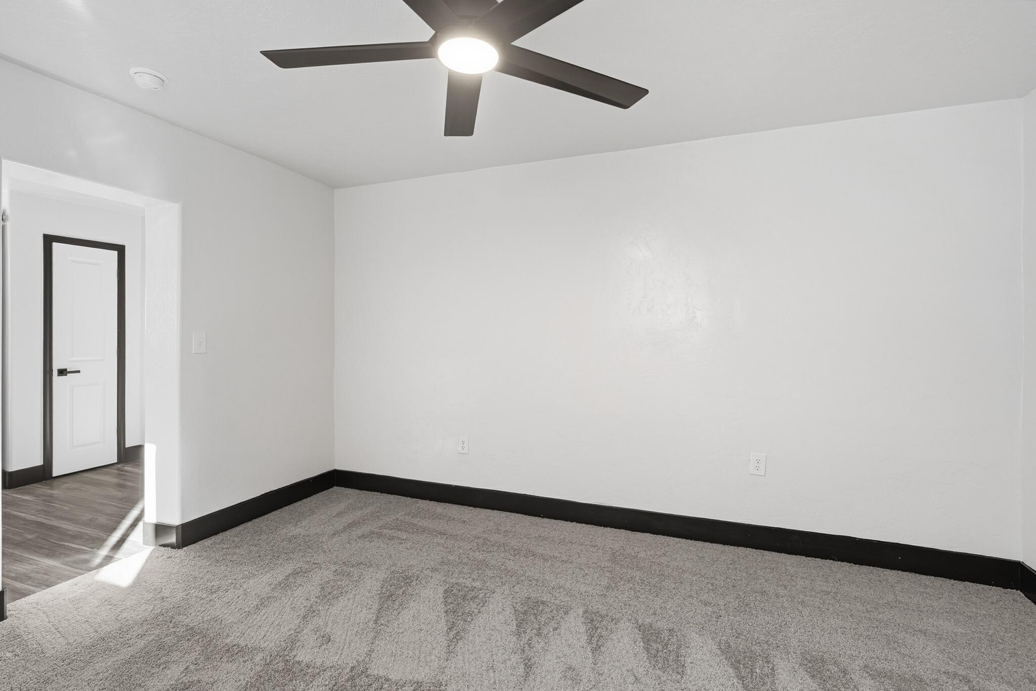 Photo 4 — 1111 Iron Avenue SW