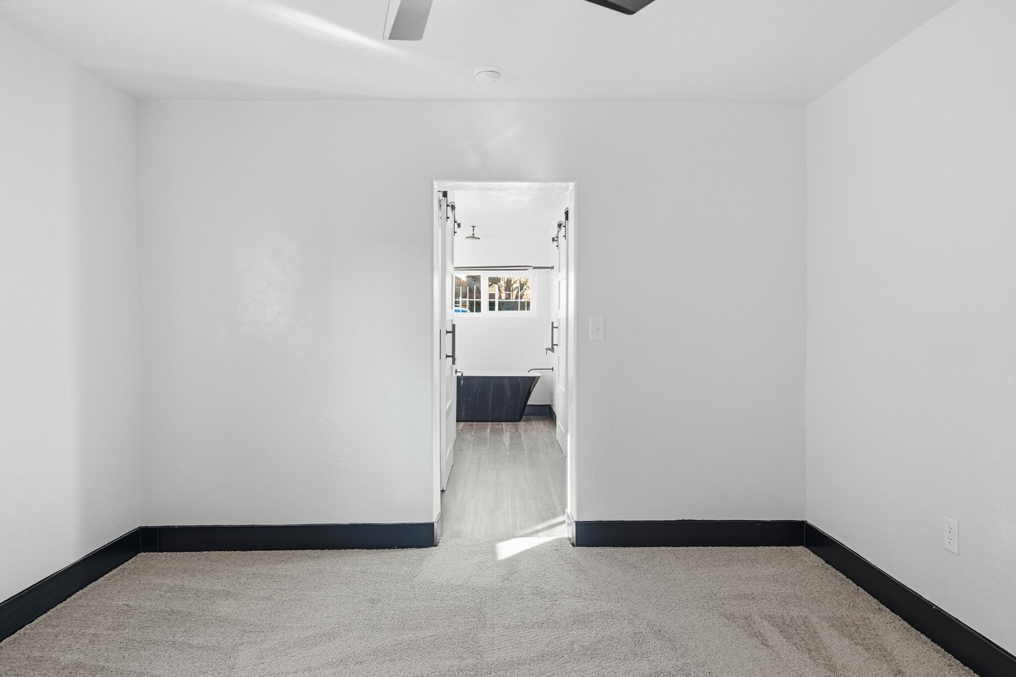 Photo 5 — 1111 Iron Avenue SW