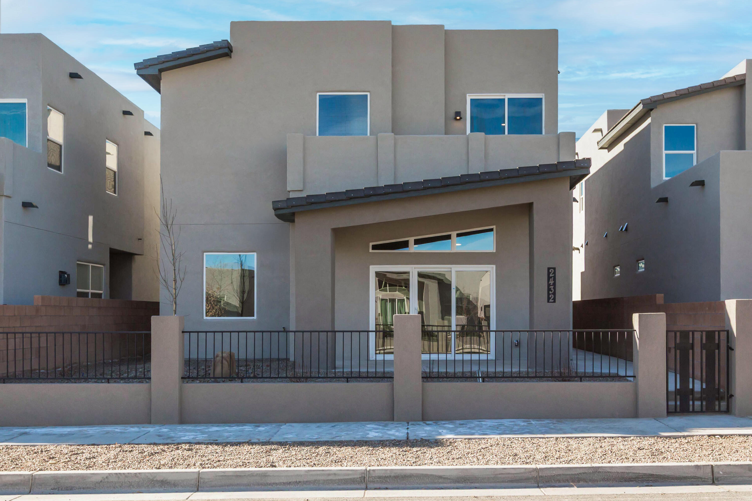 2432 De Kooning Avenue SE, Albuquerque, NM 87105