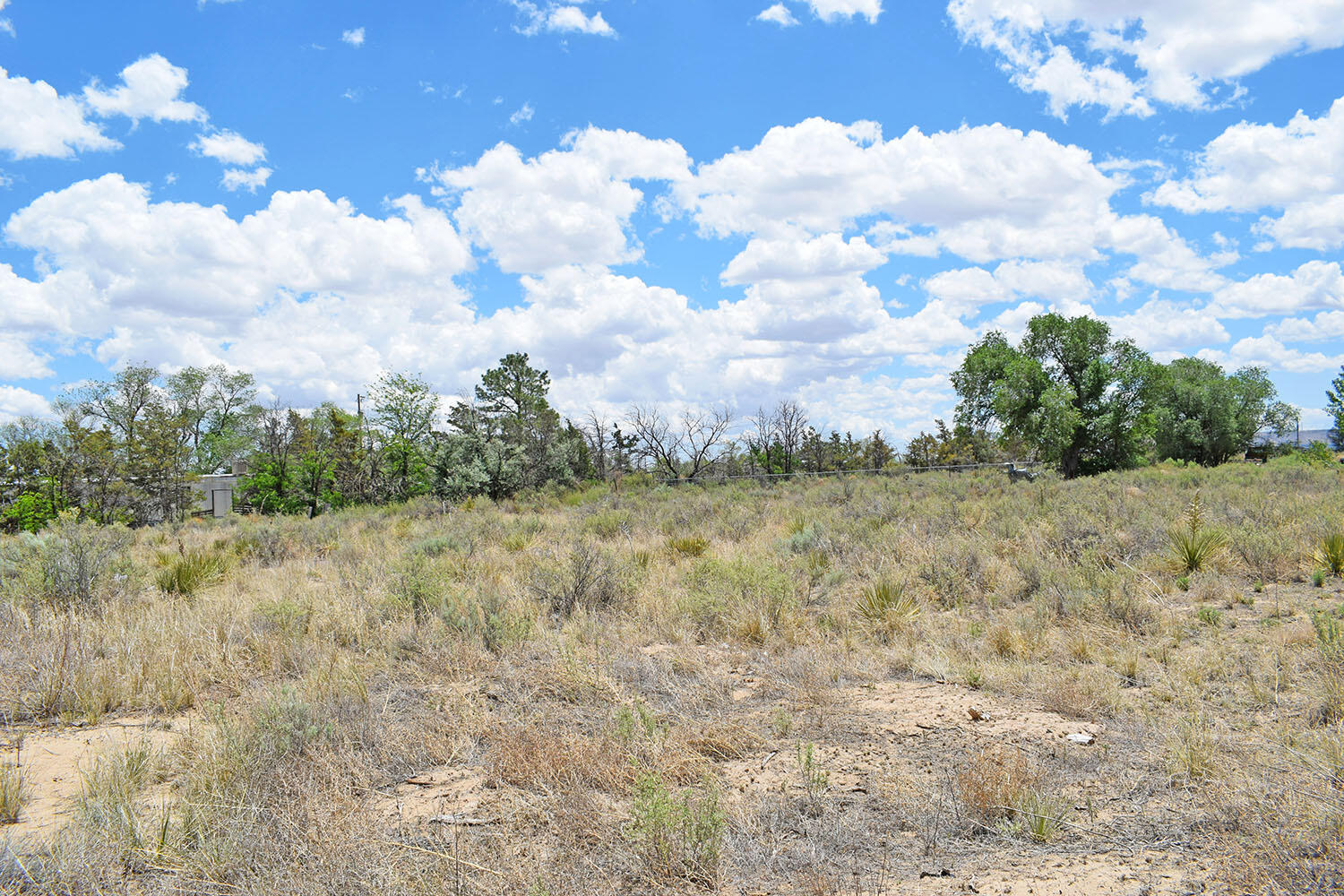 Photo 2 — Lot 15-16 E 9Th Street