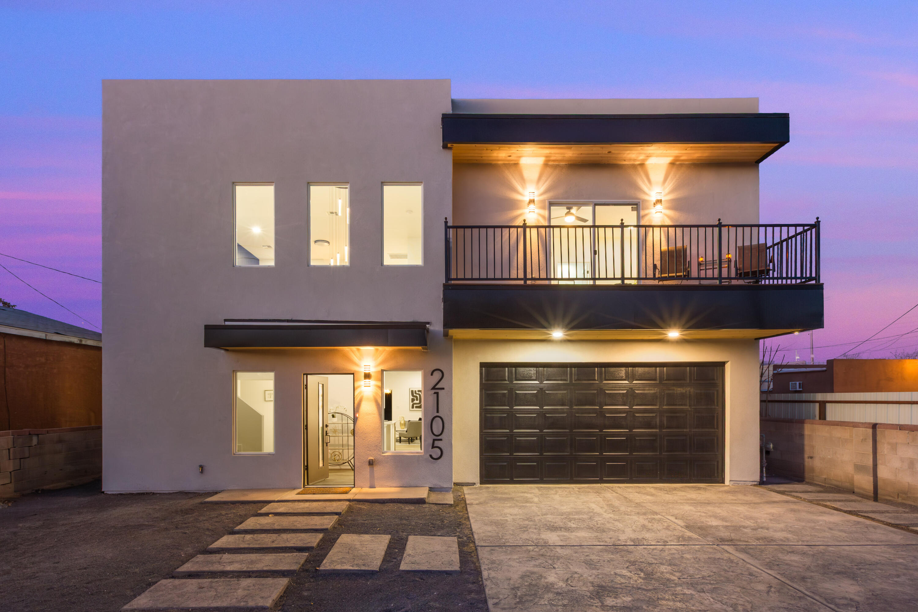 2105 New York Avenue SW, Albuquerque, NM 87104