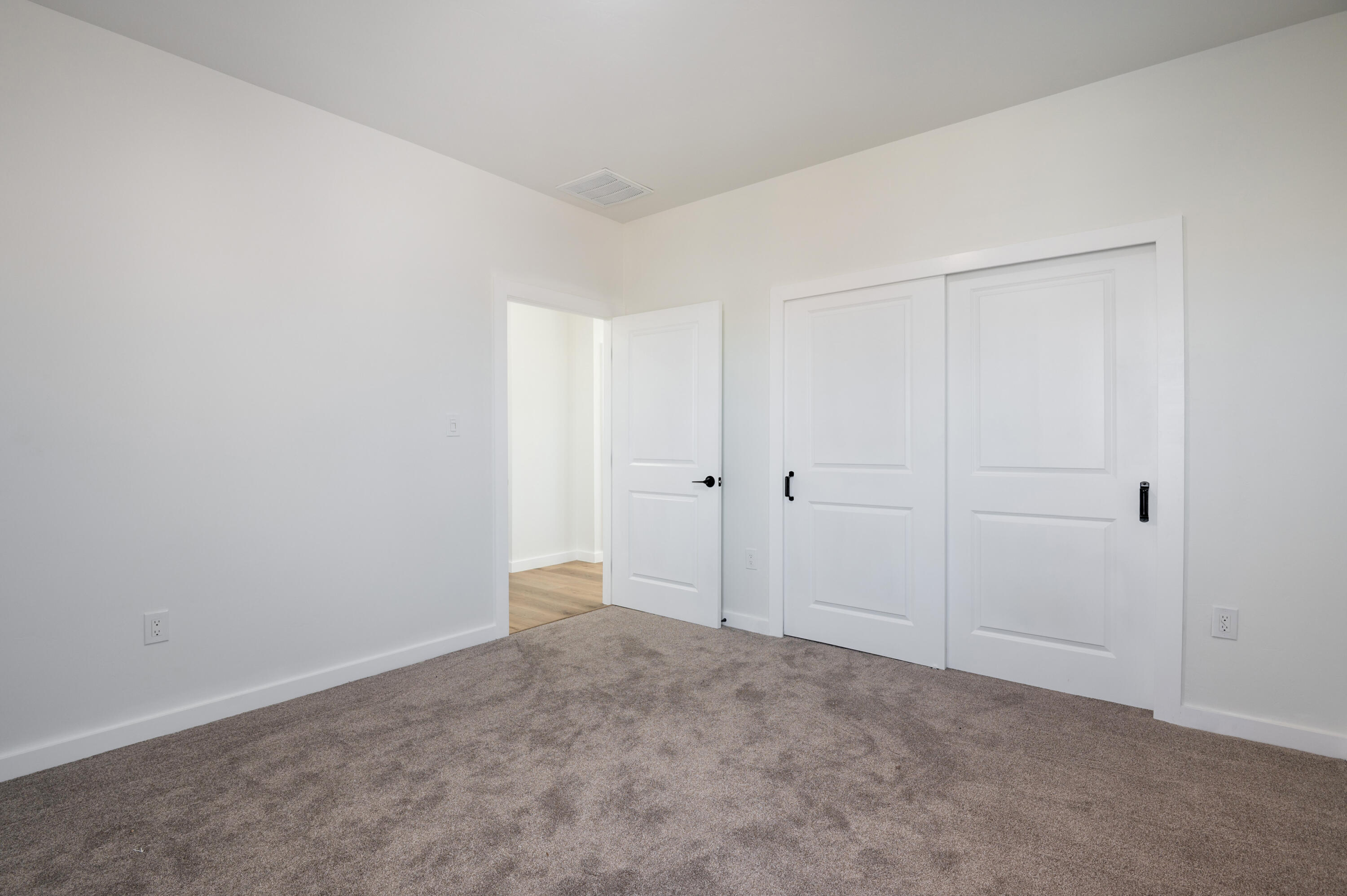 Photo 16 — 2105 New York Avenue SW