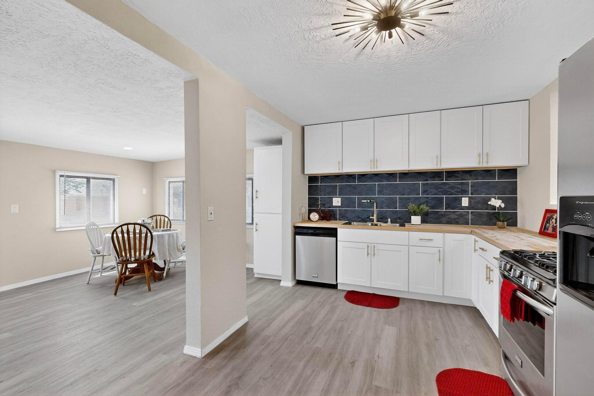 Photo 12 — 2805 Christine Street NE