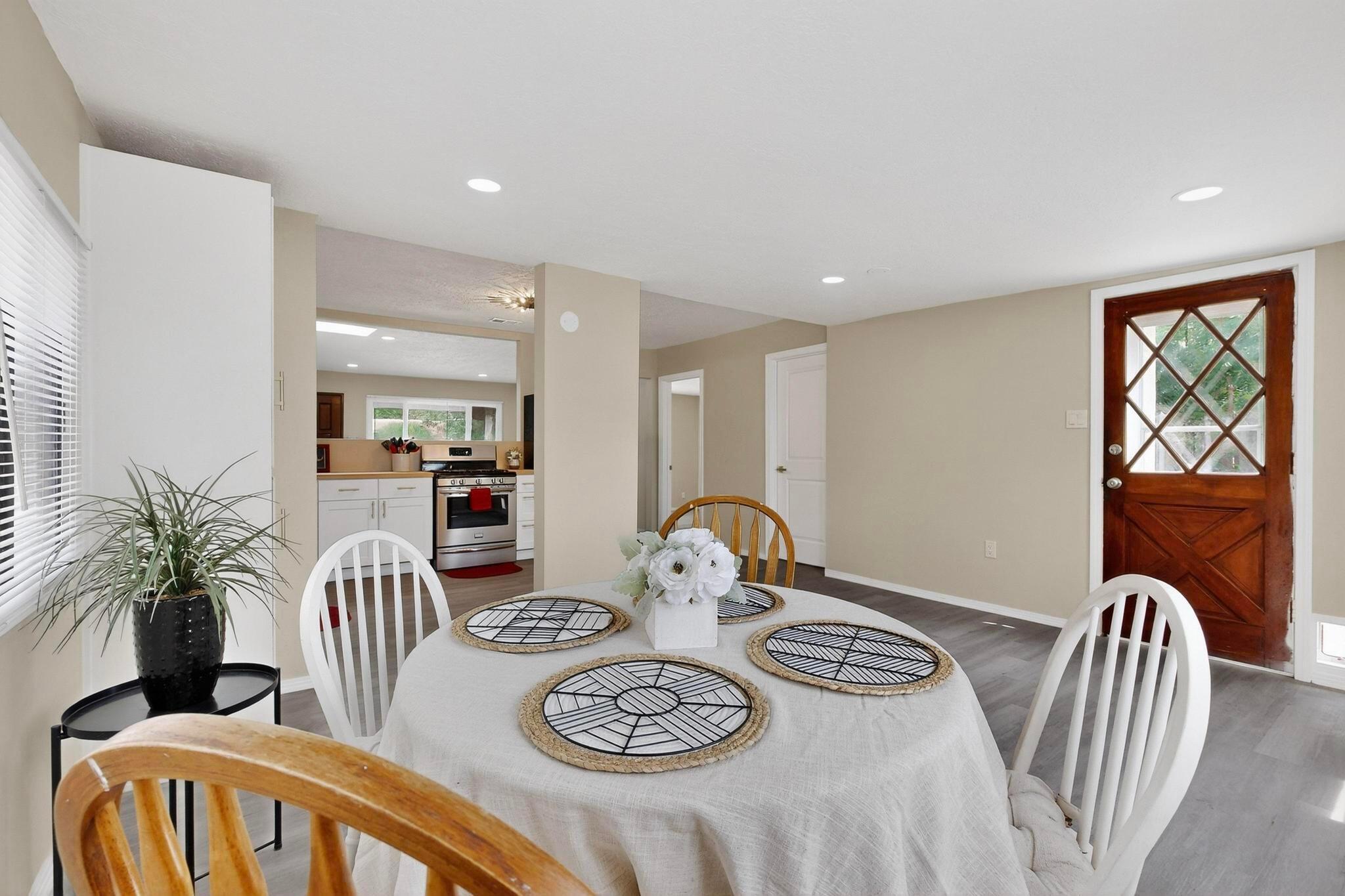 Photo 15 — 2805 Christine Street NE