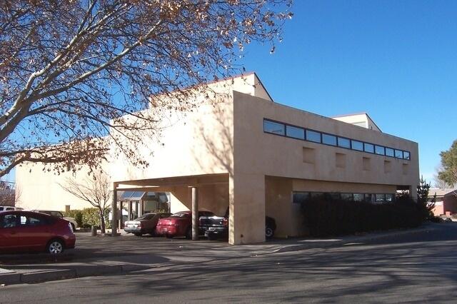 Photo 17 — 1101 Cardenas Drive NE 203