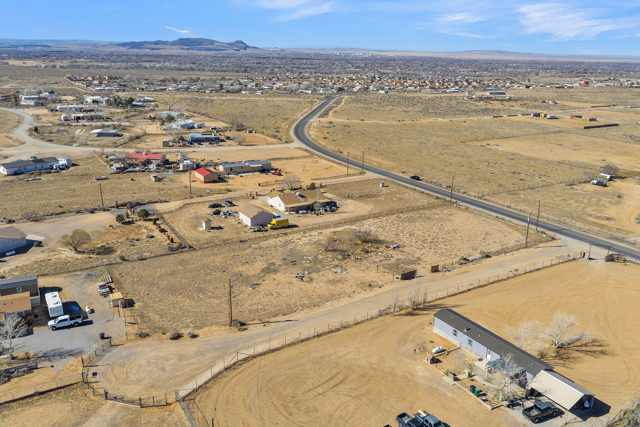 Photo 10 — 98 Van Camp Boulevard