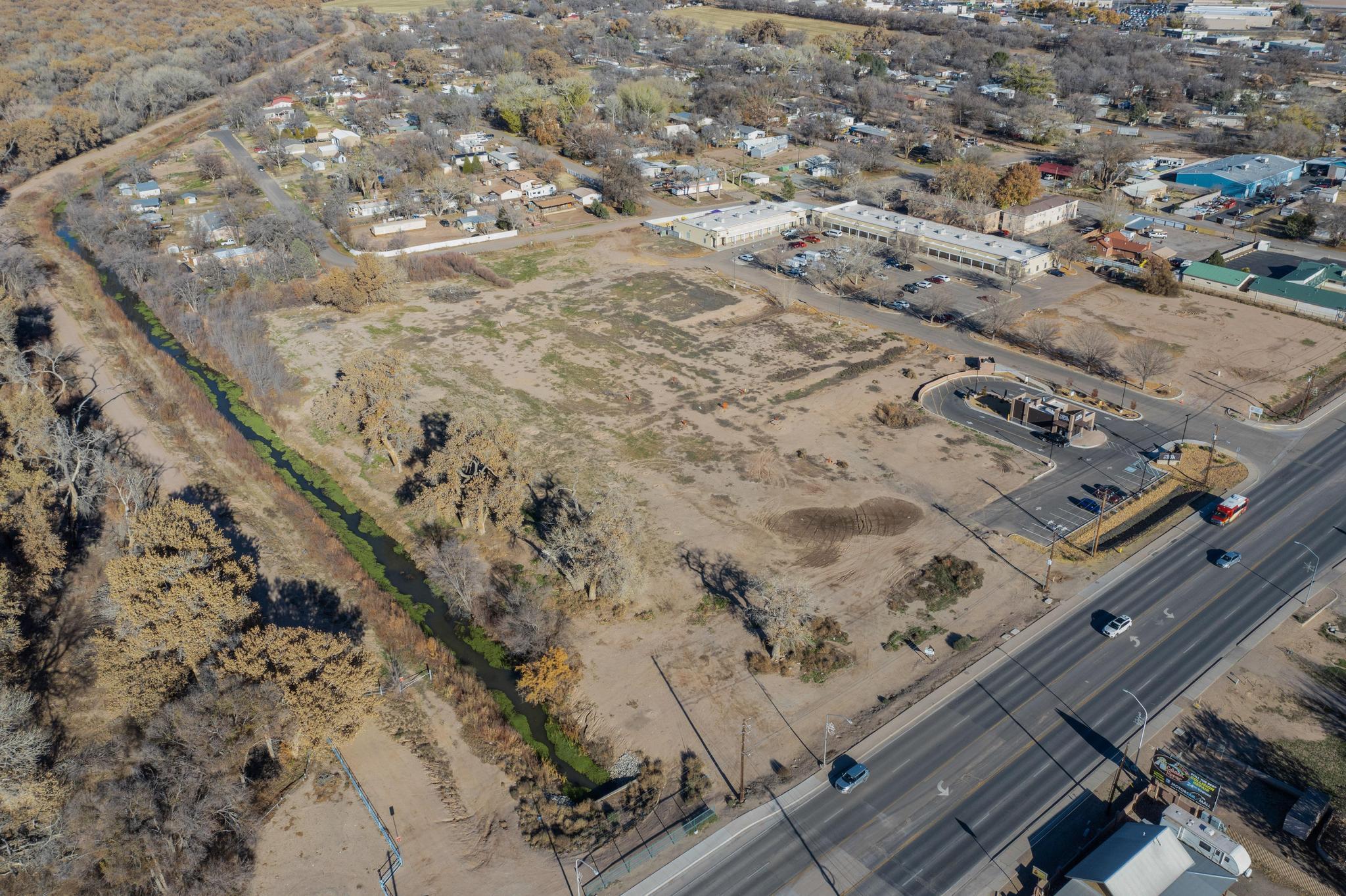 Photo 3 — 1800 Main Street NE