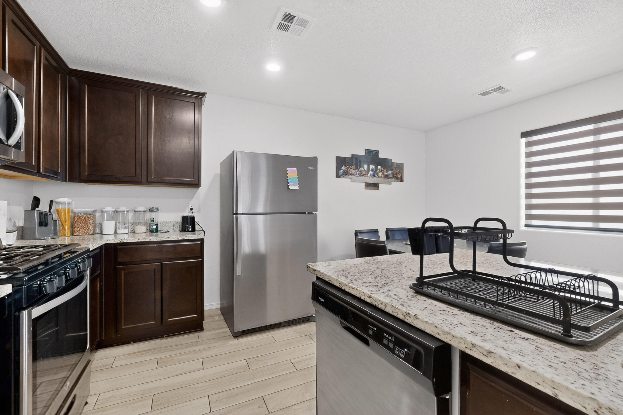 Photo 17 — 1702 Adelaide Lane