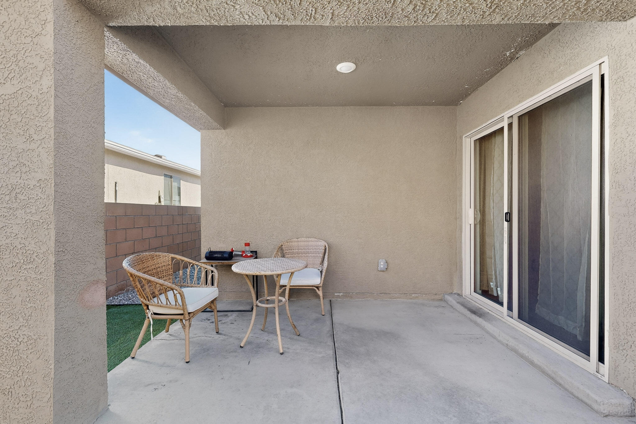 Photo 5 — 1702 Adelaide Lane