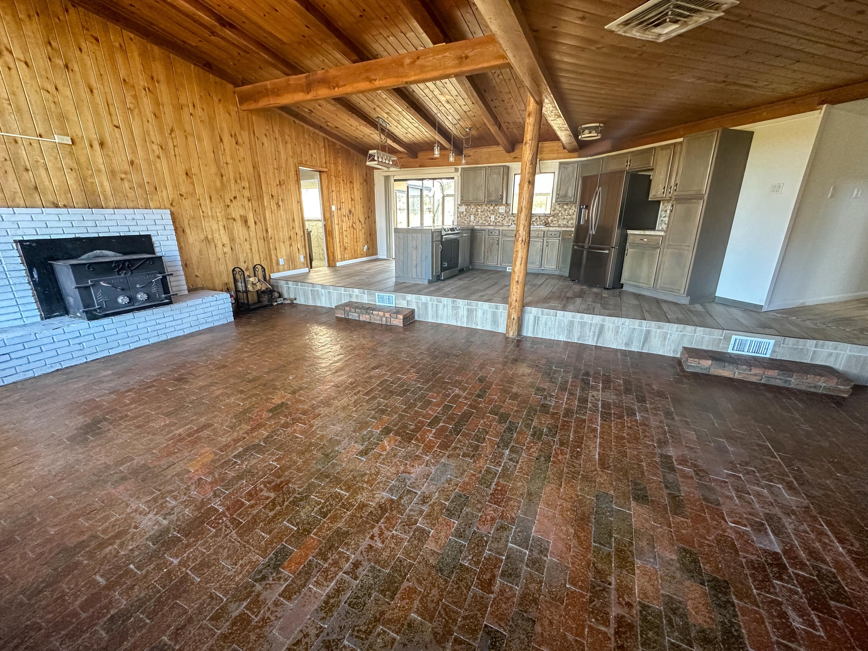 Photo 7 — 35 Gallinger Lane