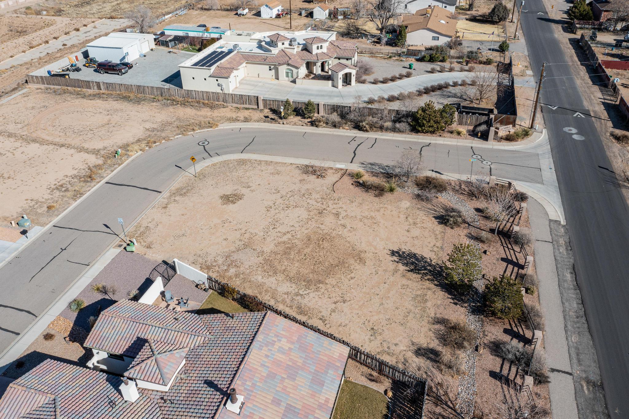 Photo 11 — 614 Kabrico Court NE