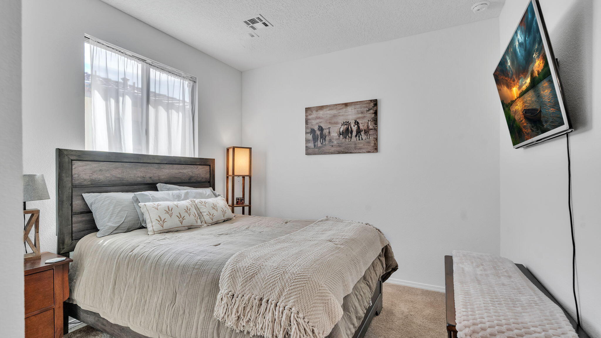 Photo 15 — 1371 Vallecito Court NW