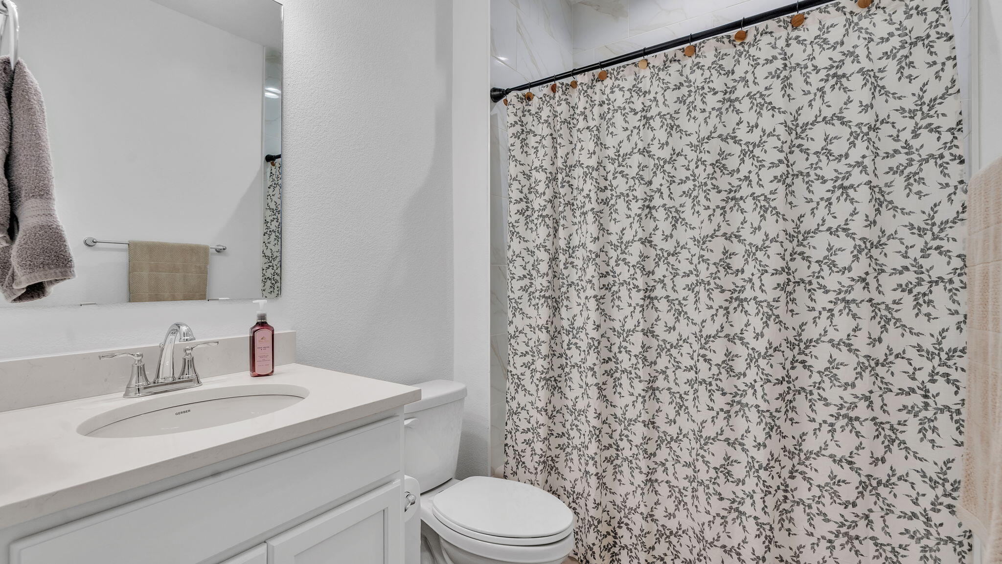 Photo 17 — 1371 Vallecito Court NW